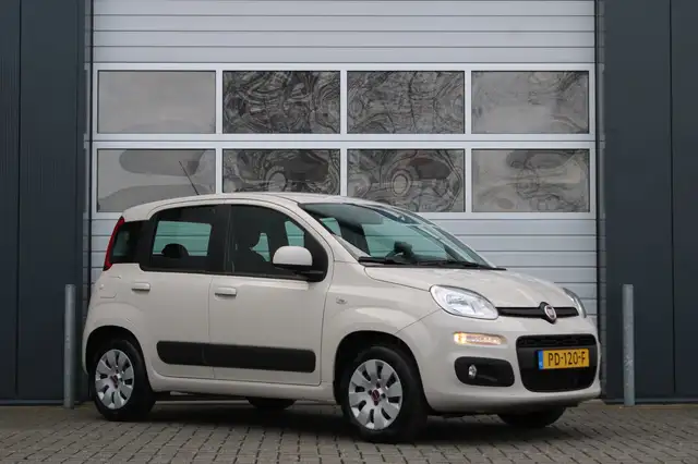 Fiat Panda 0.9 TwinAir Lounge 80pk Automaat Airco/Bluetooth/R