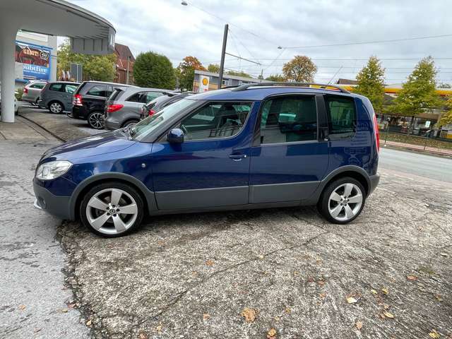 Skoda Roomster Roomster 1.2 TSI DSG Scout / T.Leder / NAVI / SHZ.