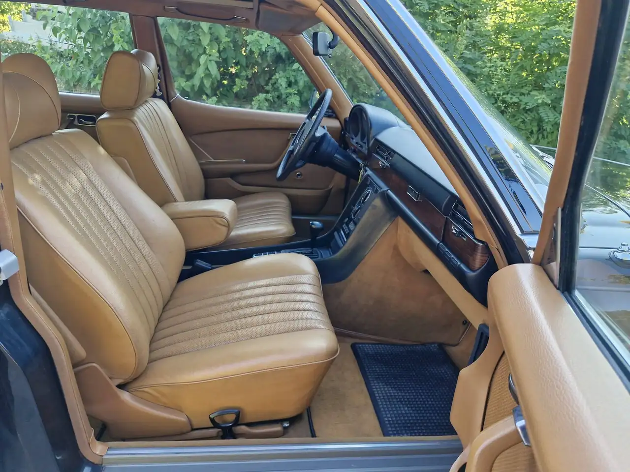 Mercedes-Benz SL 450 W116, foto 8