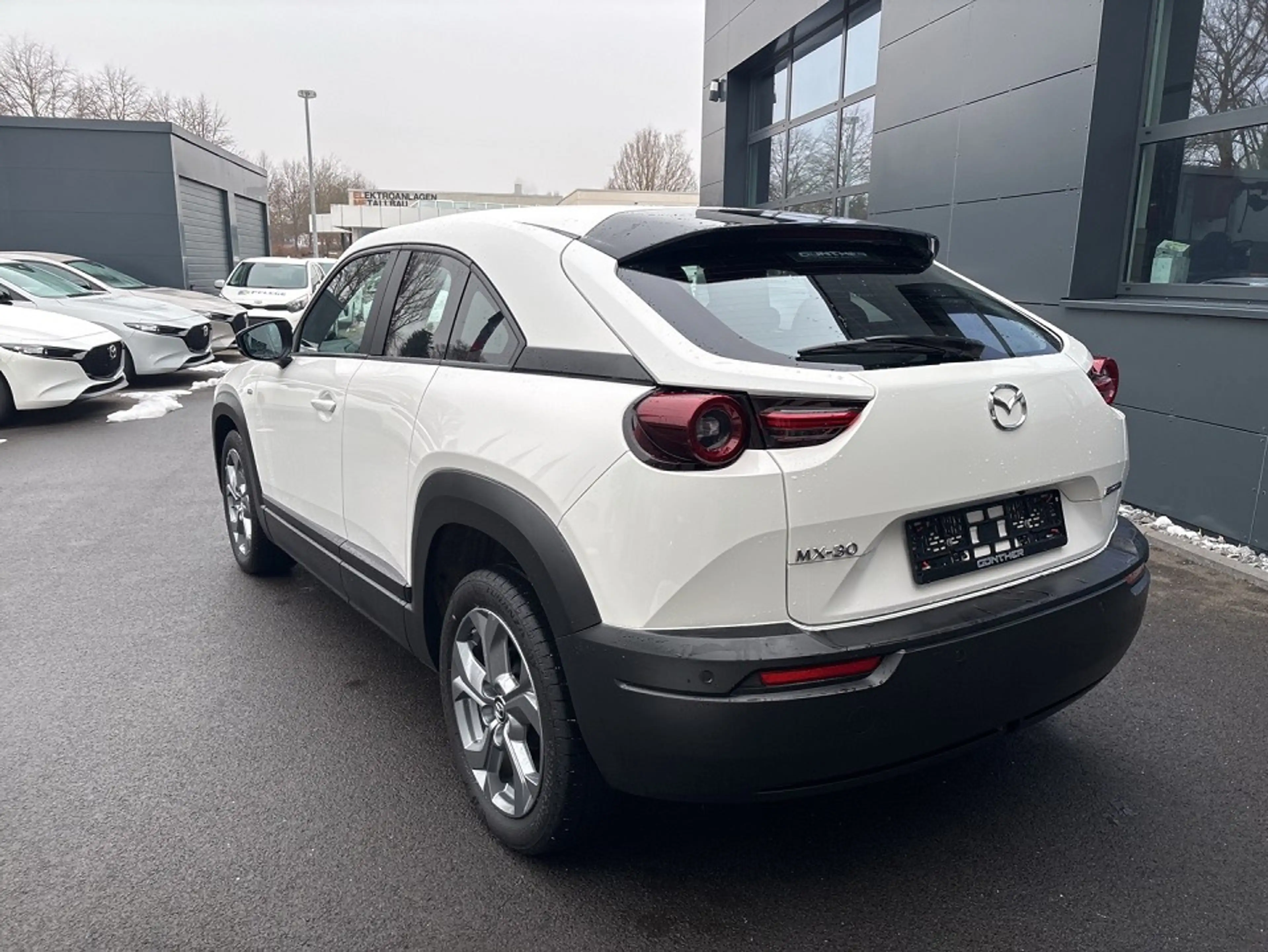Mazda MX-30 35,5 kWh e-SKYACTIV EV 145 PS *6 Jahre Garantie* — photo 4