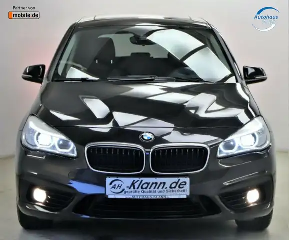 BMW 2 Series view 2