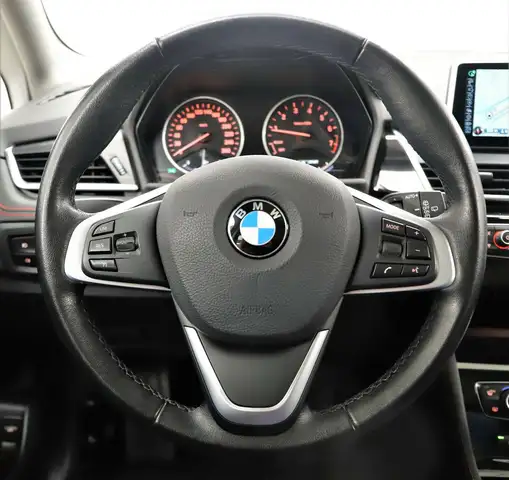 BMW 2 Series view 15