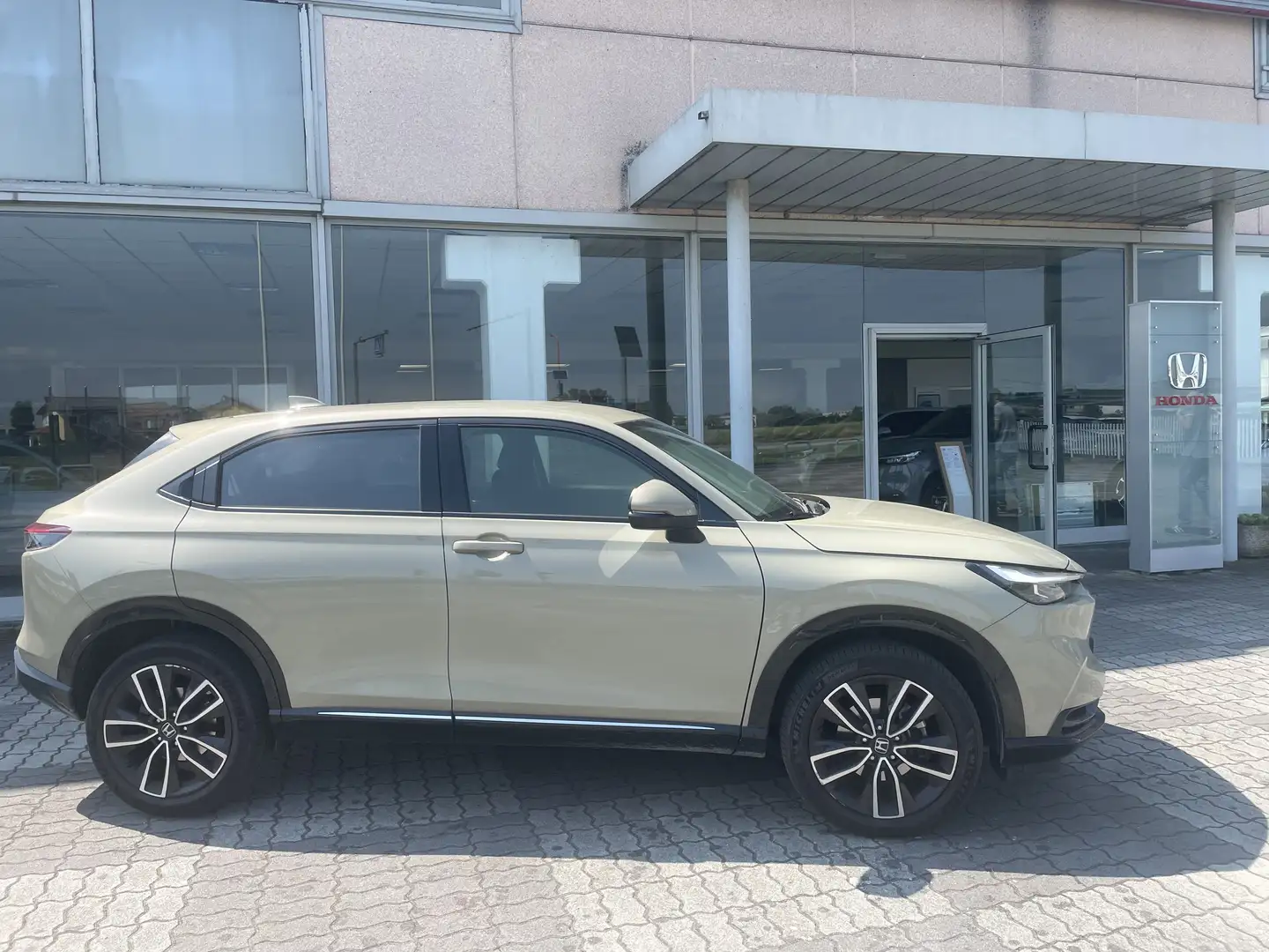 Honda HR-V HR-V 1.5 hev Advance ecvt Beige - 2