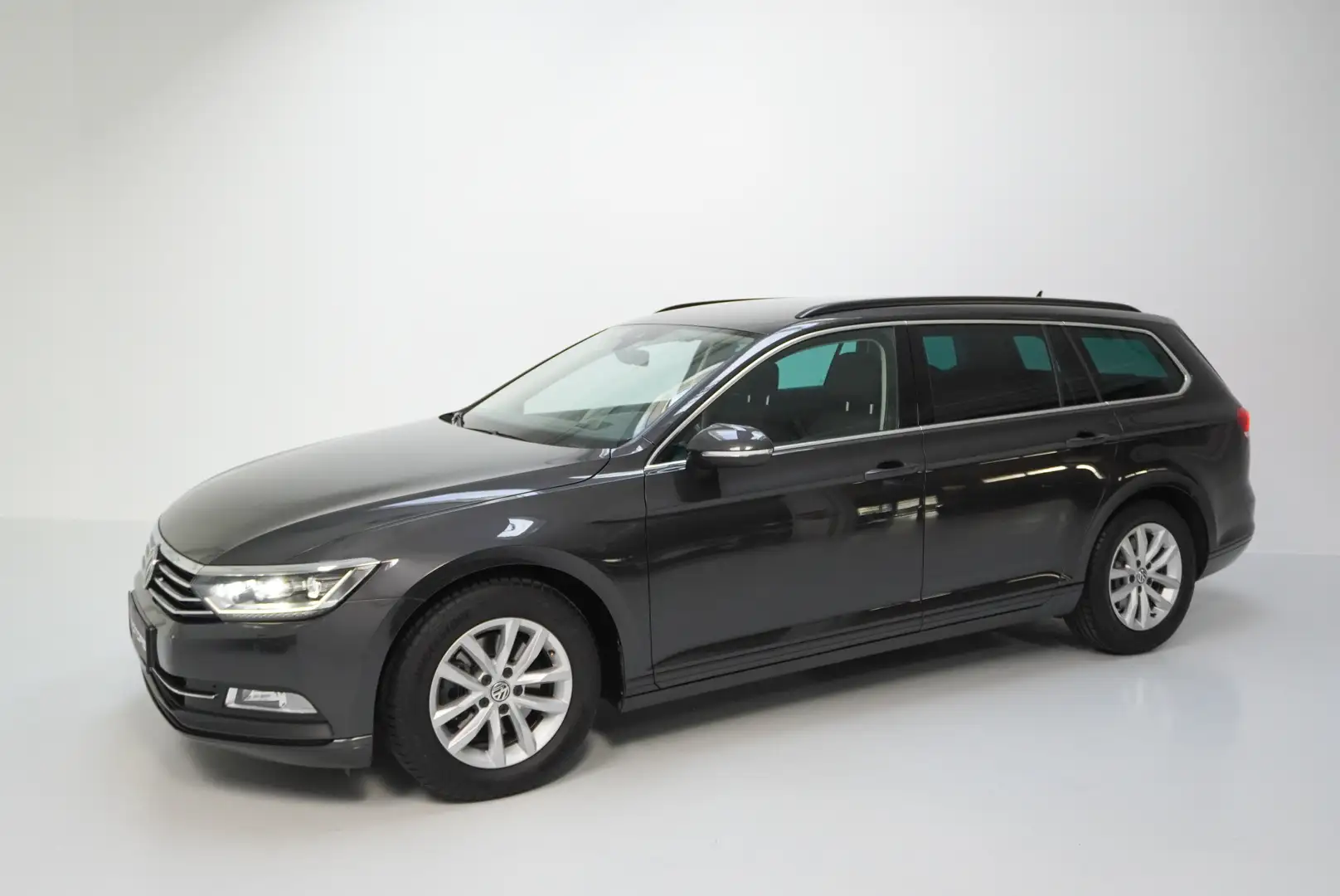 Volkswagen Passat Variant 2.0 TDI DSG BMT LED ACC AHK DCC HUD RFK Gris - 2