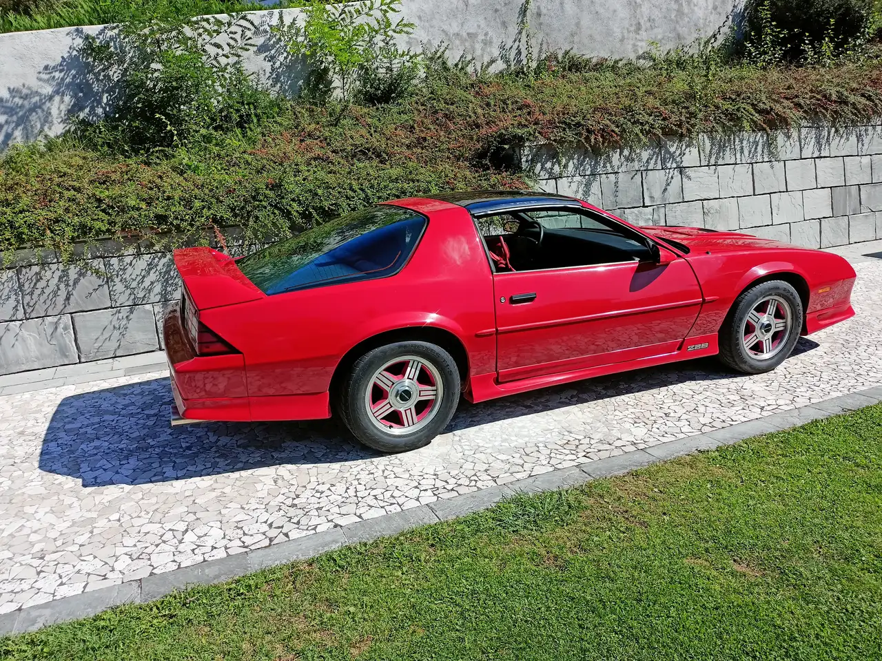 Chevrolet Camaro Z28 IROC, foto 5