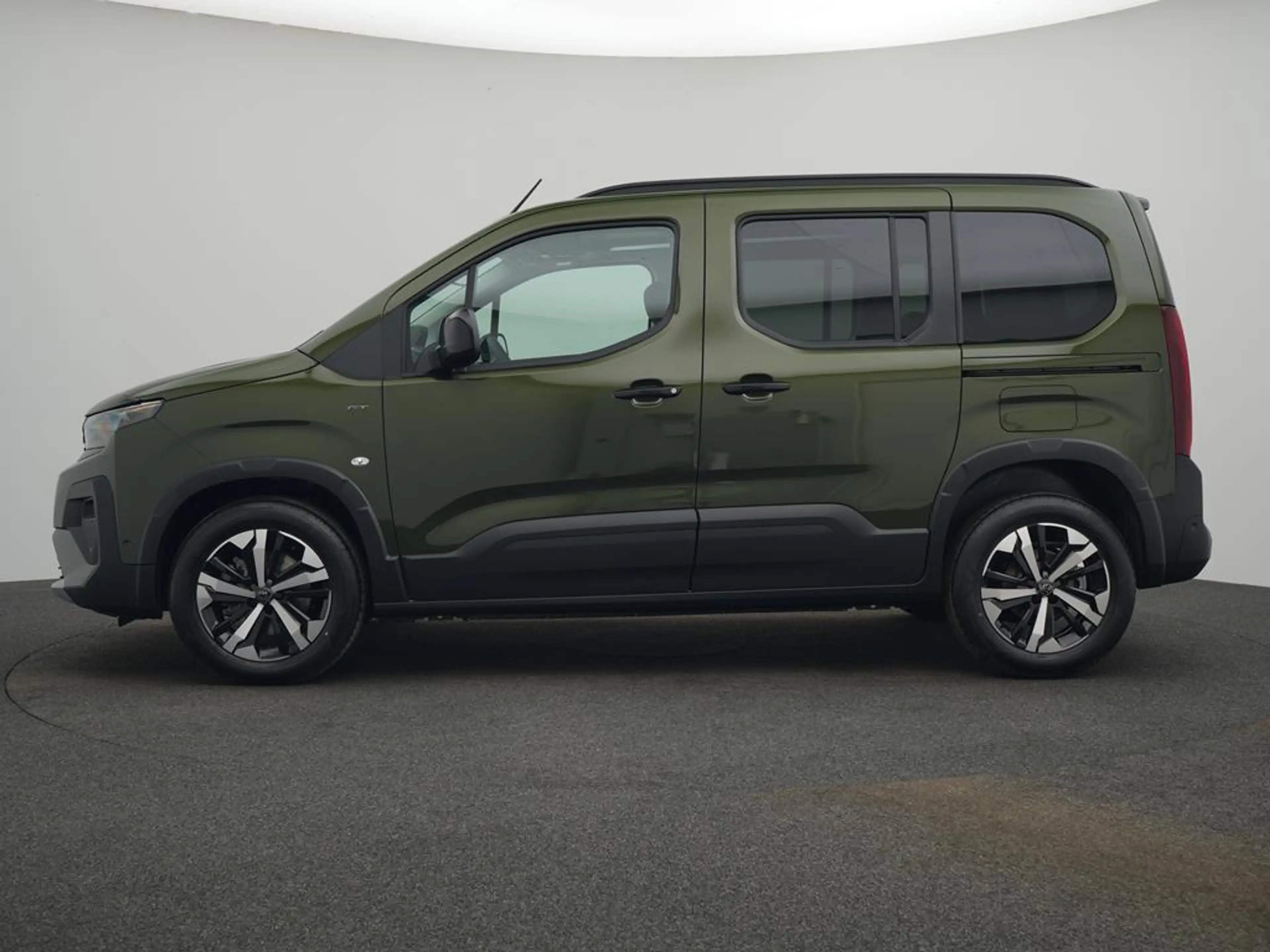 Peugeot Rifter L1 GT Diesel 130 EAT8 — photo 4