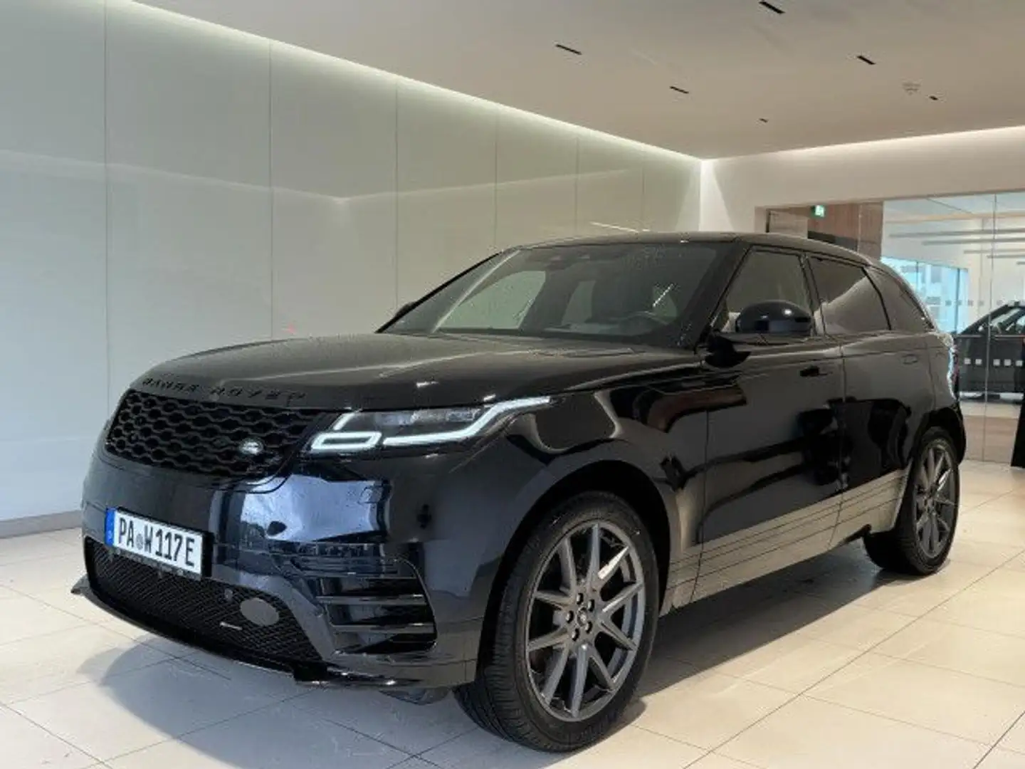Land Rover Range Rover Velar P400e R-Dynamic HSE BlackPack Schwarz - 2