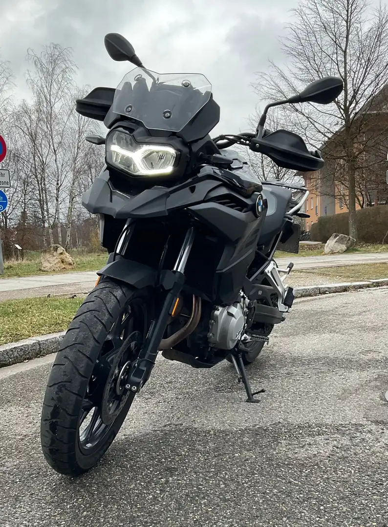 BMW F 750 GS Triple Black mit Koffer u. TopCase, hihe Sitzbank Schwarz - 1
