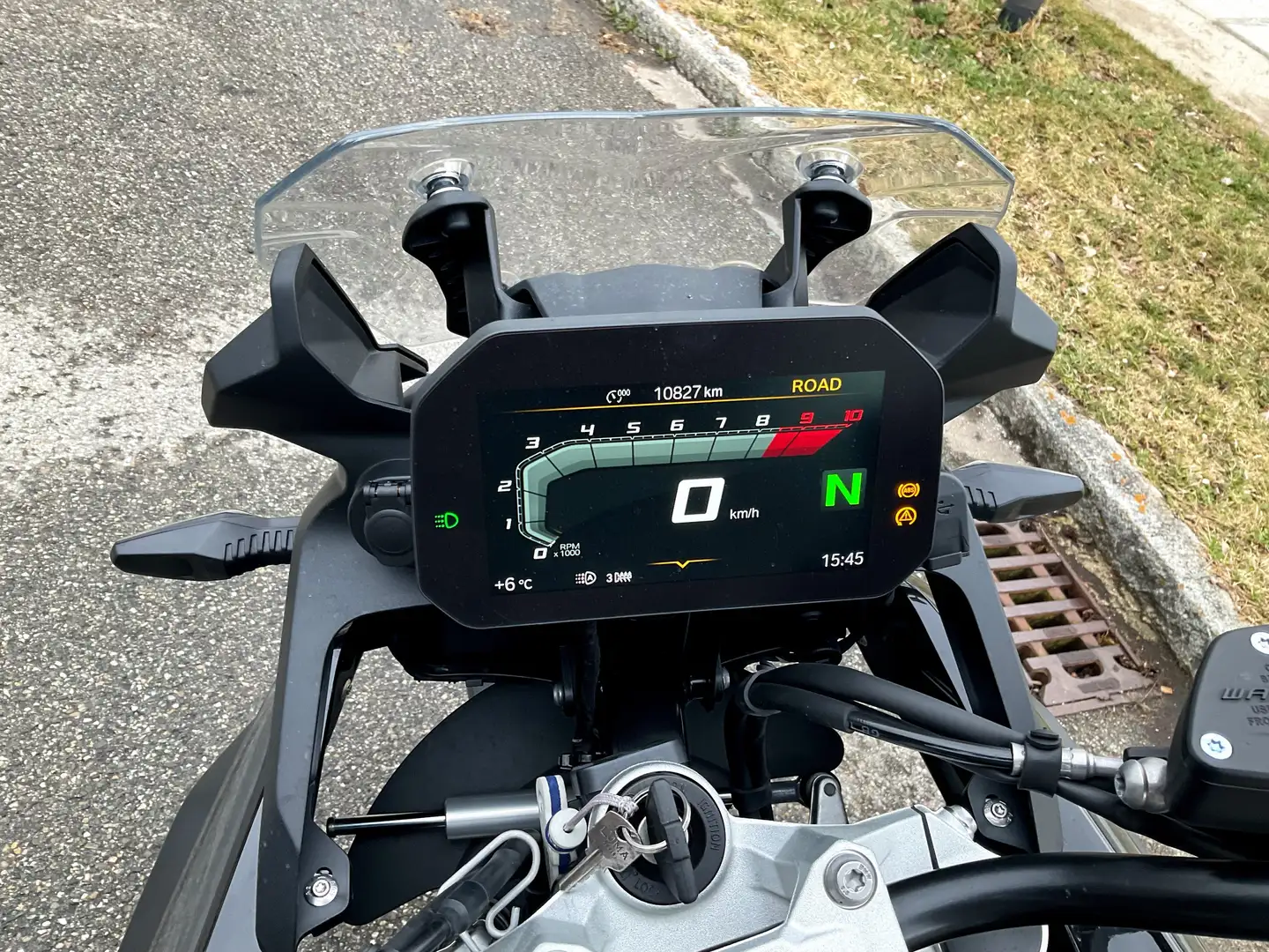 BMW F 750 GS Triple Black mit Koffer u. TopCase, hihe Sitzbank Schwarz - 2