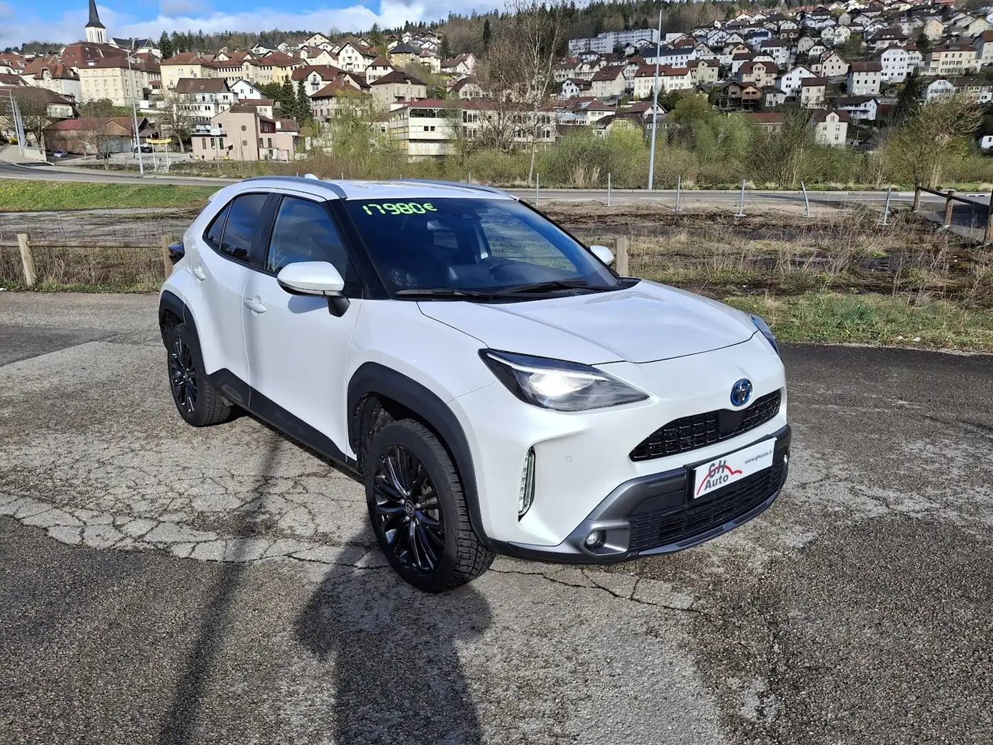 Toyota Yaris Cross 116H DESIGN MY21 Blanco - 2