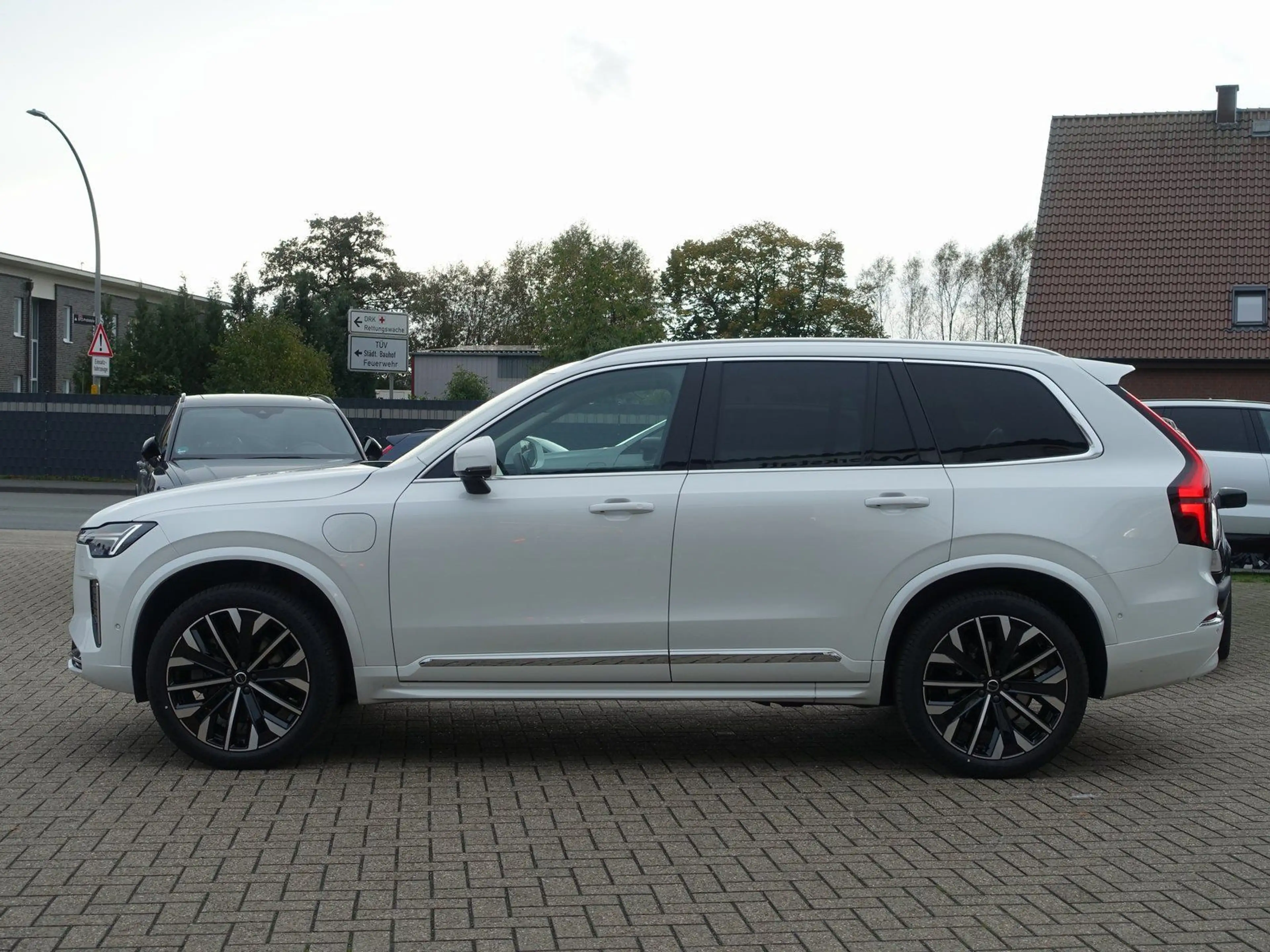 Volvo XC90 Plus T8 AWD Plug-in Hybrid/AHK/Pano/H&K — photo 6