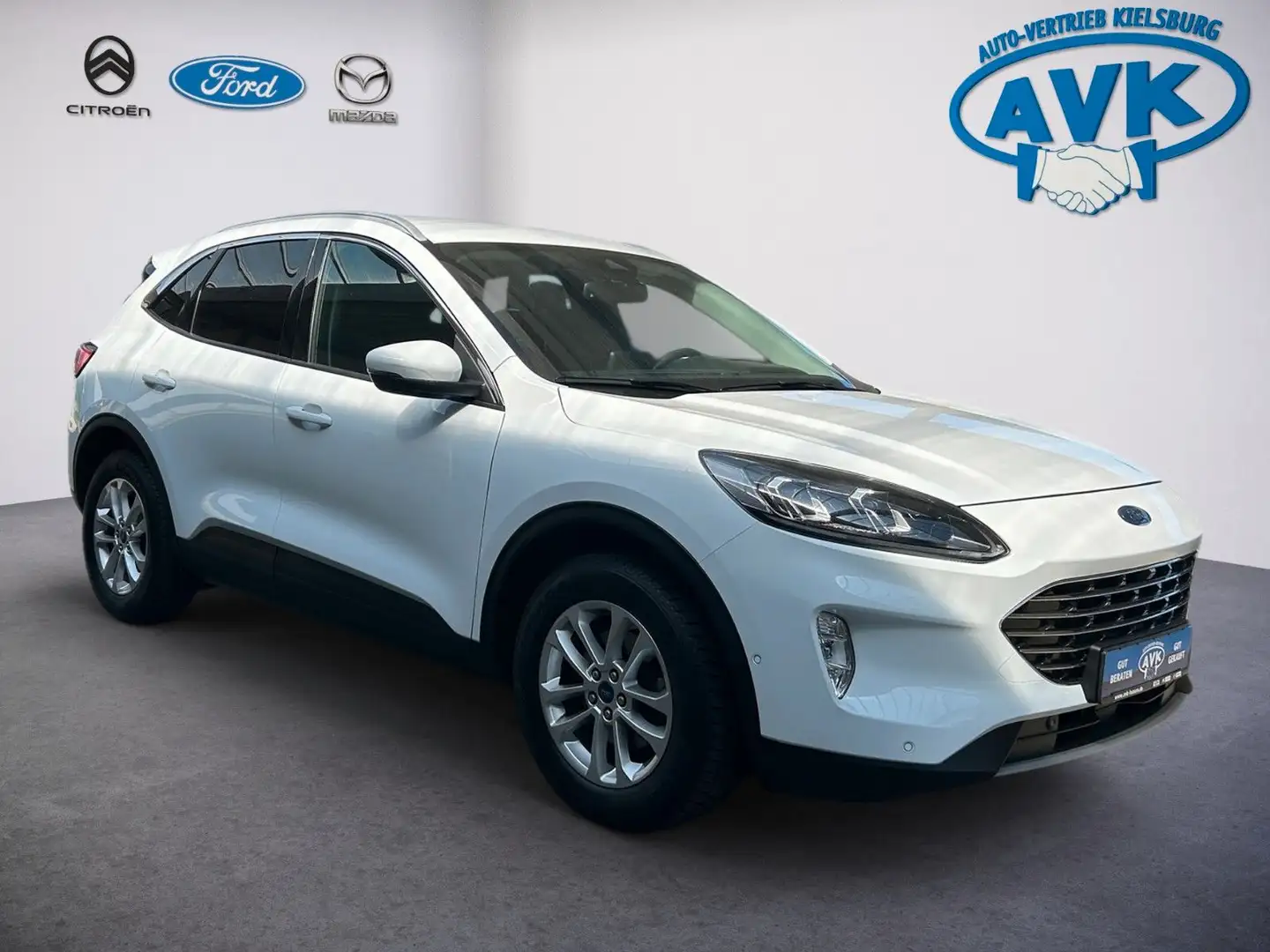 Ford Kuga 2.0 EcoBlue Titanium X, AUT, AHK, AWD Weiß - 1