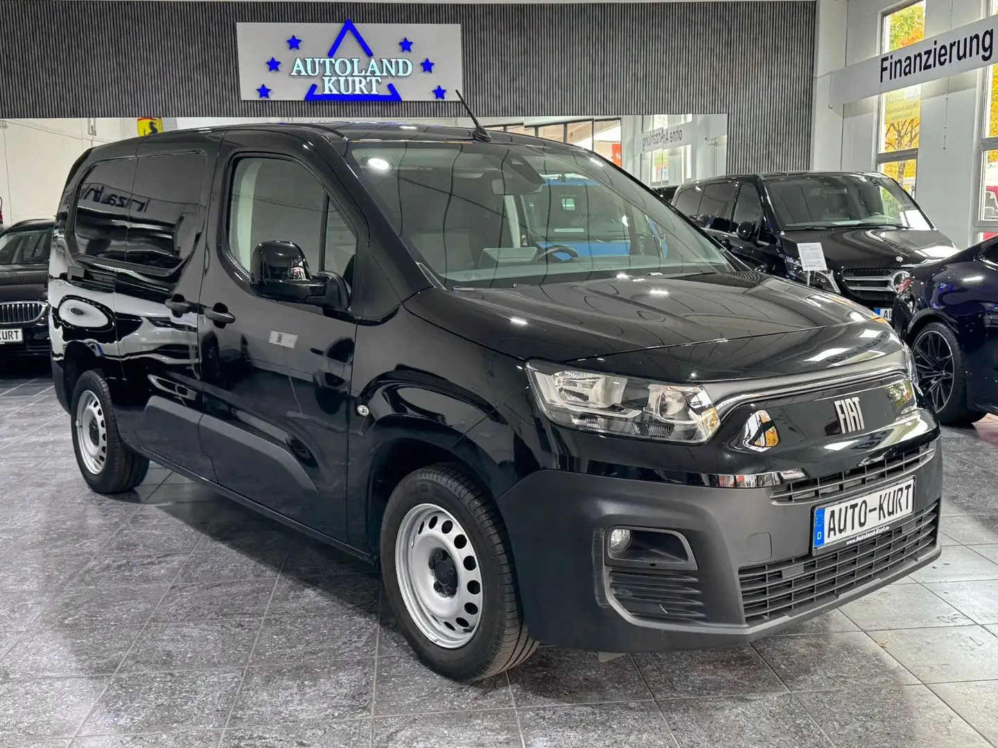 Fiat Doblo 1.5 BlueHDI*Kasten L2*Navi*RFK*Klimatron. Schwarz - 1