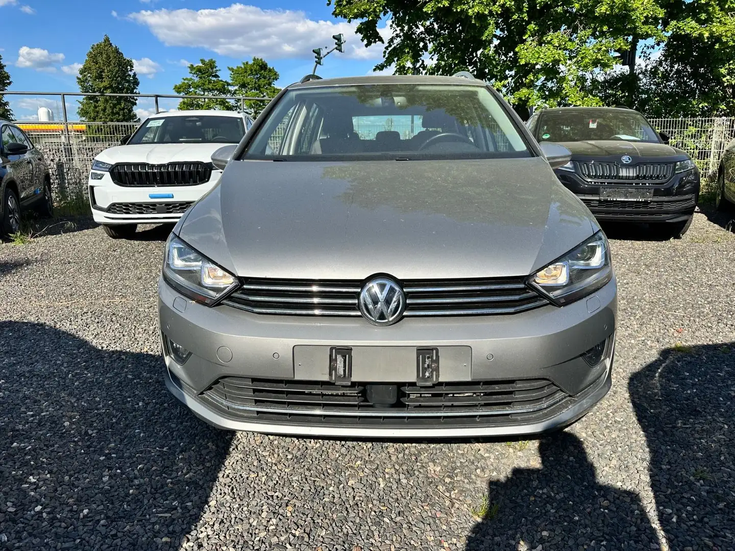 Volkswagen Golf Sportsvan VII Highline BMT/Start-Stopp Plateado - 1