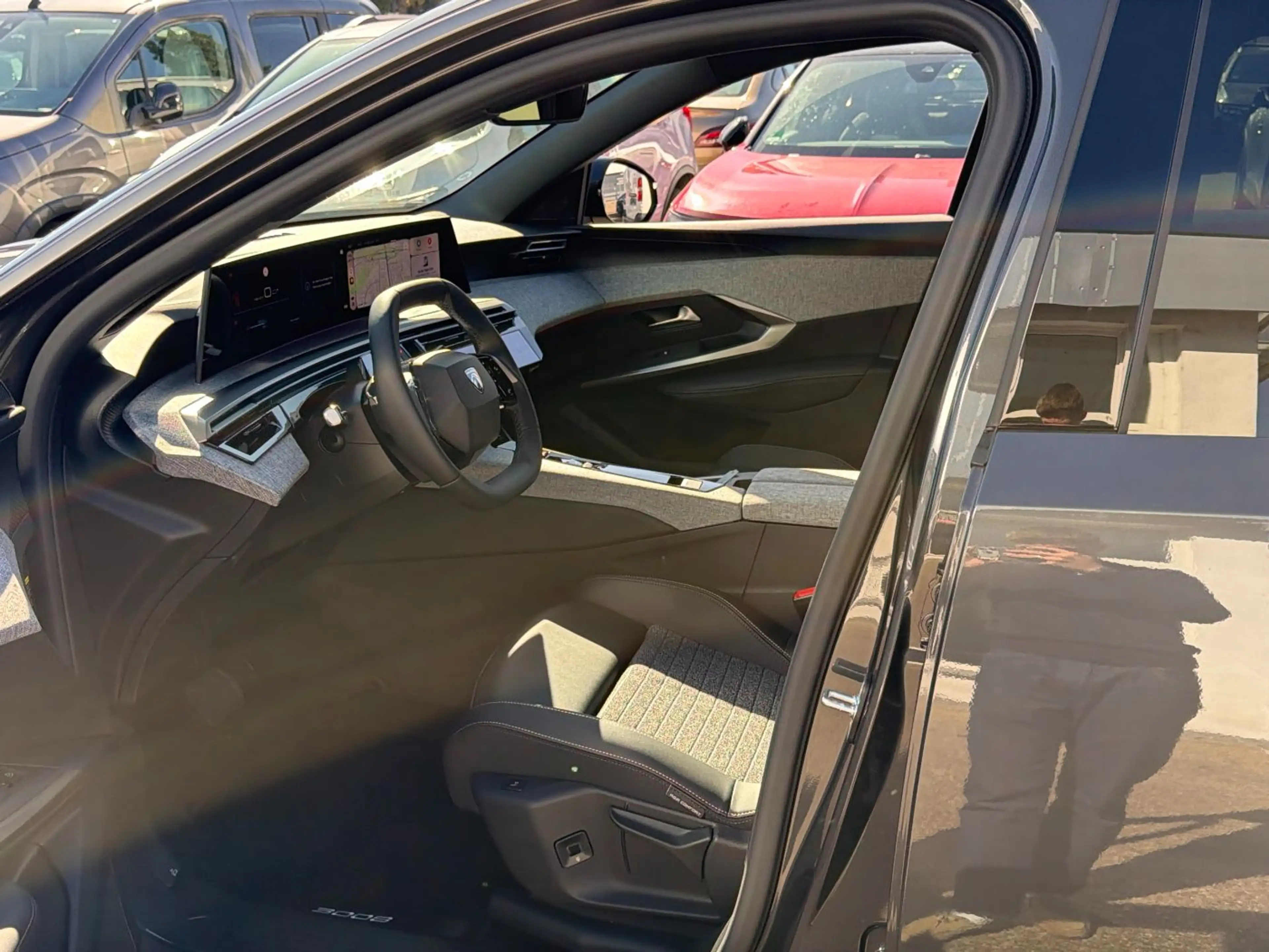 Peugeot 3008 Elektro 230 Long Range motor 2Range Allure — photo 7