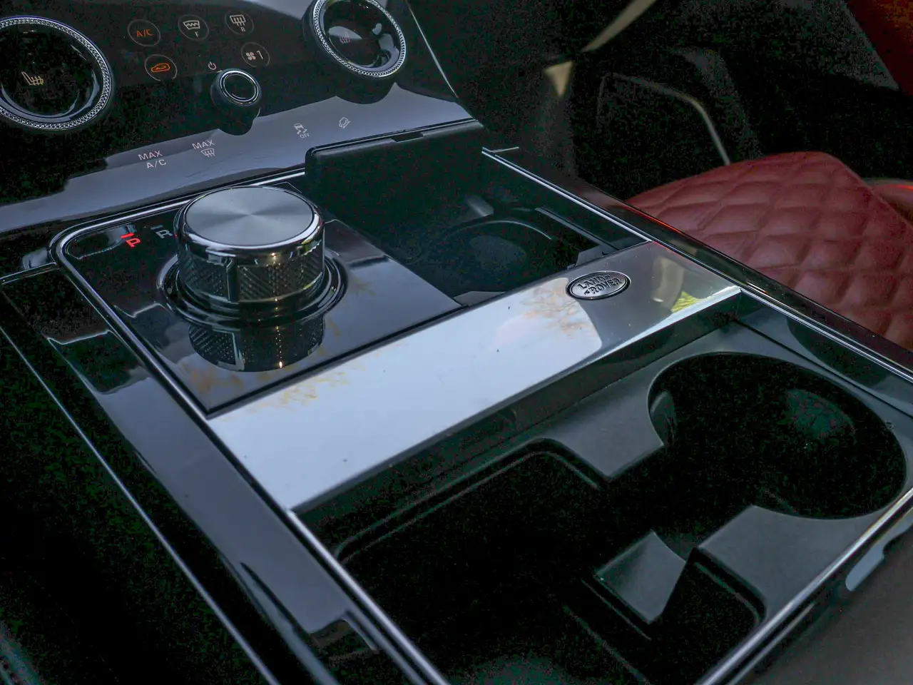 Land Rover Range Rover Velar снимка Land Rover Range Rover Velar