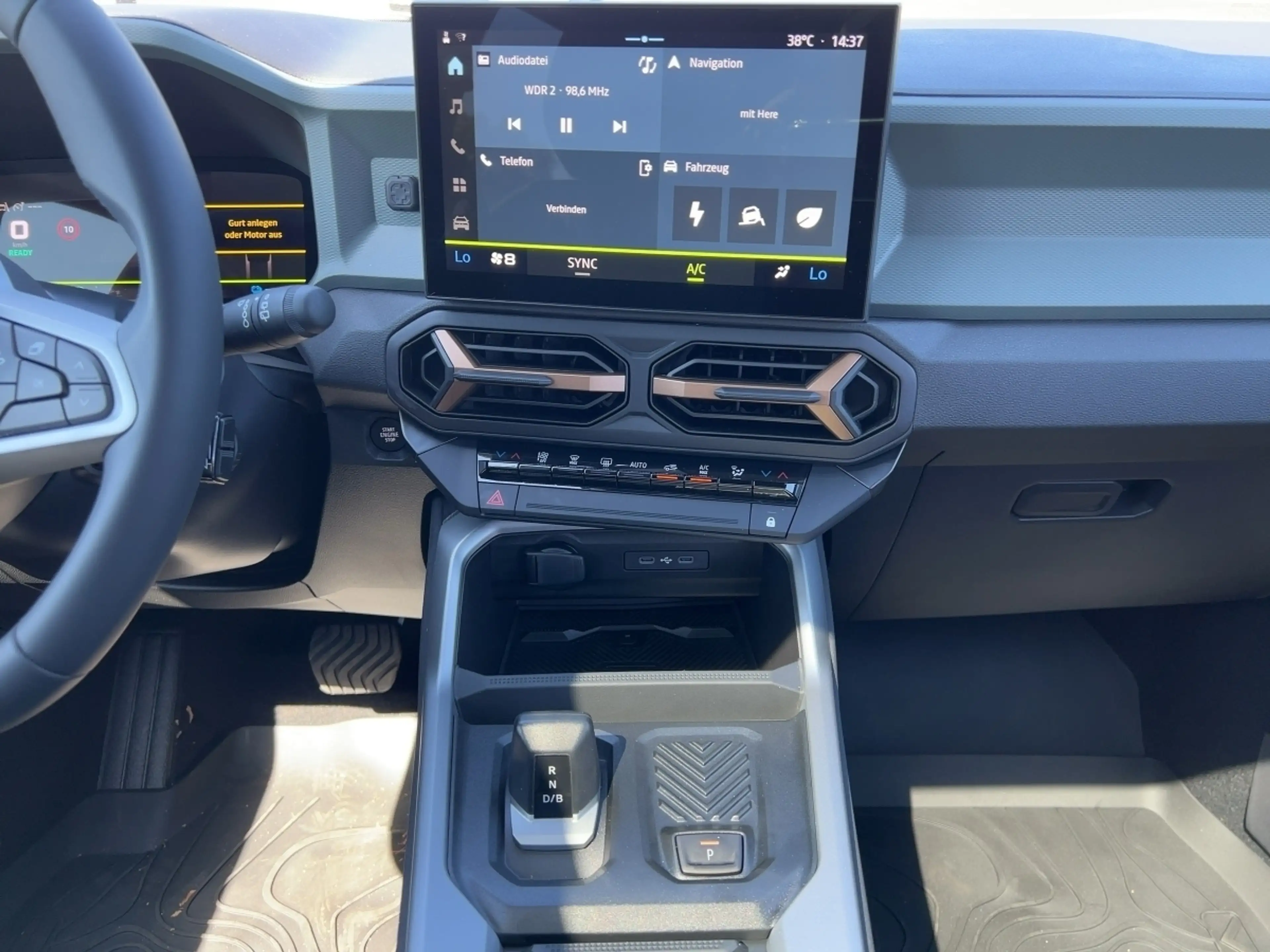 Dacia Bigster Extreme HYBRID 155 Rückfahrkamera PDC SD — photo 12