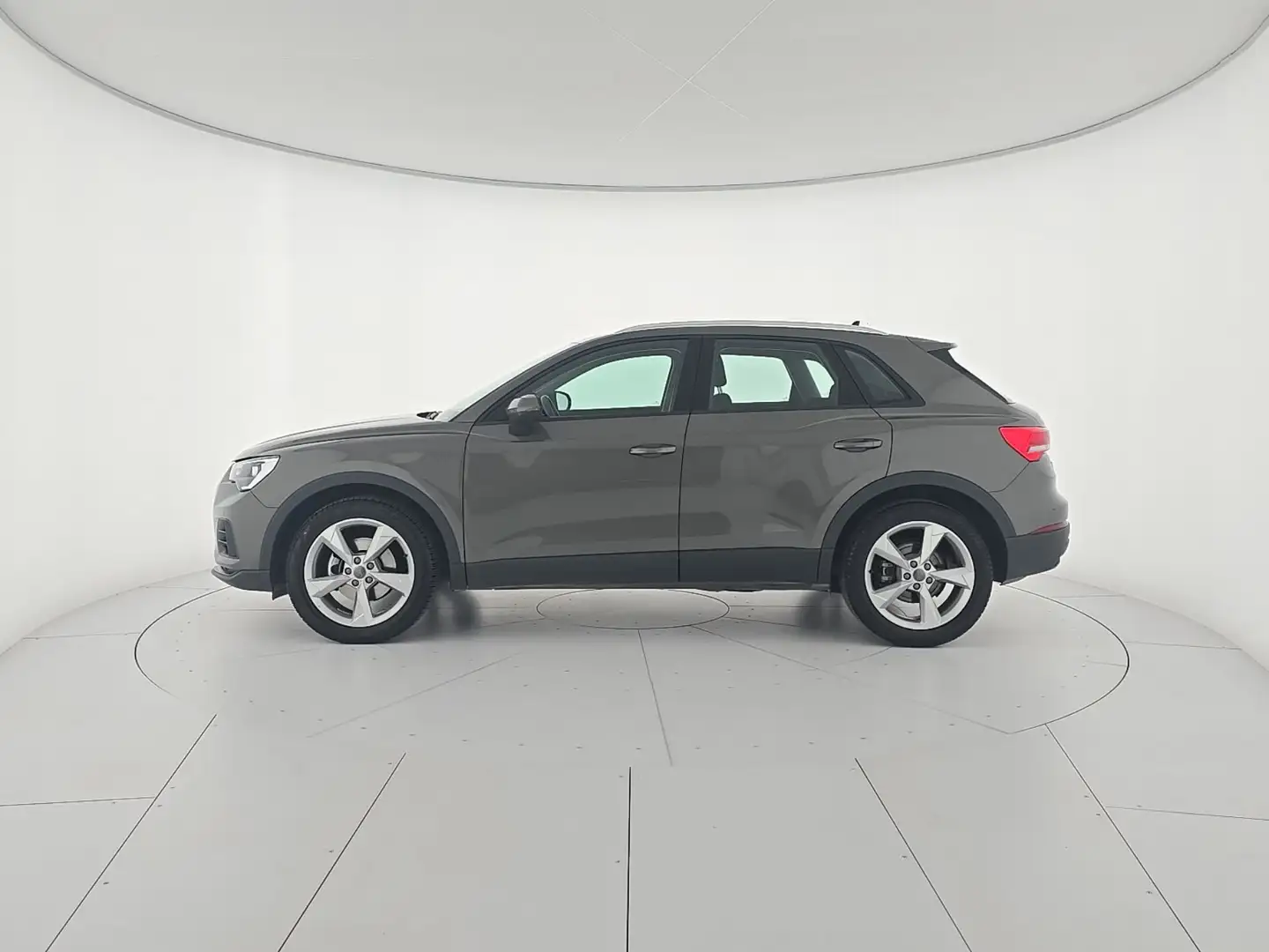 Audi Q3 Q3 35 TFSI Business Gris - 2