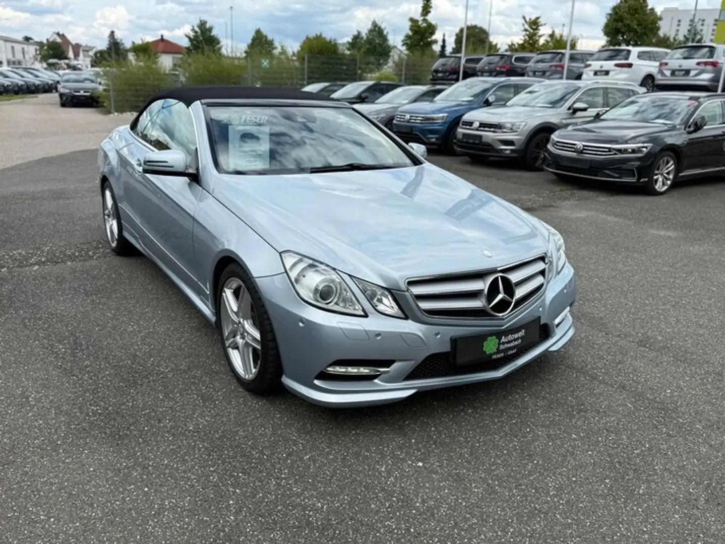 Mercedes-Benz E 250 CGI Cabrio AMG-LINE NAVI LEDER BIXENON Silber - 2
