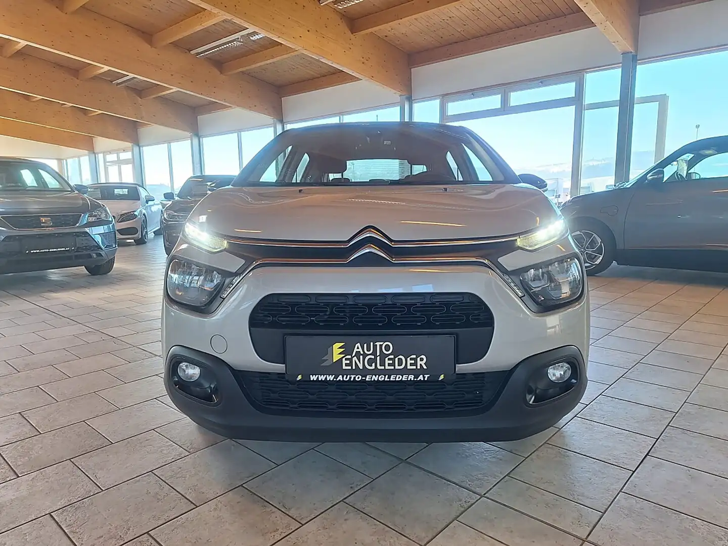 Citroen C3 PureTech 82 S&S 5-Gang-Manuell Shine Gris - 2