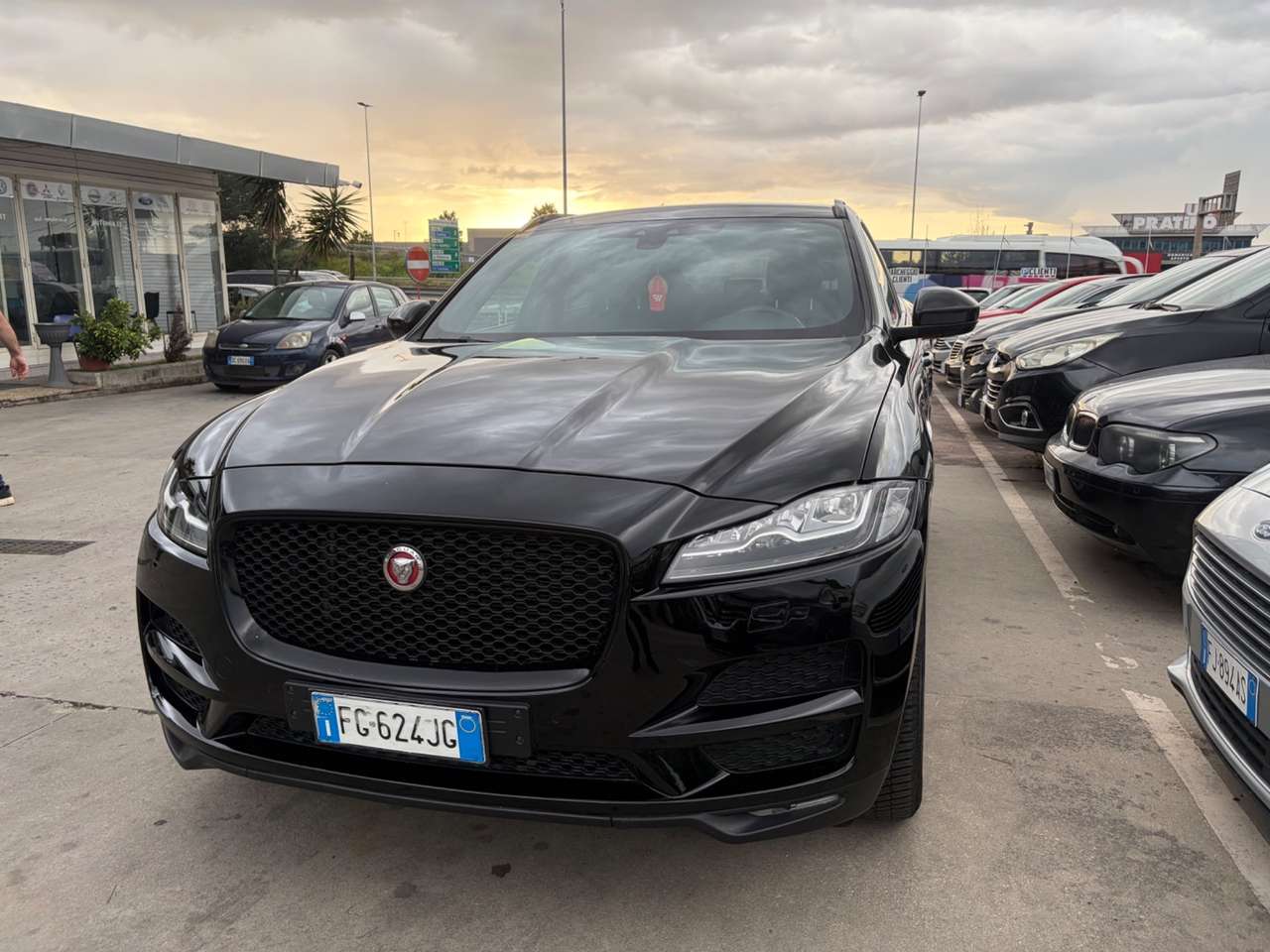 Jaguar F-Pace F-Pace 2.0 D 180 CV R-Sport