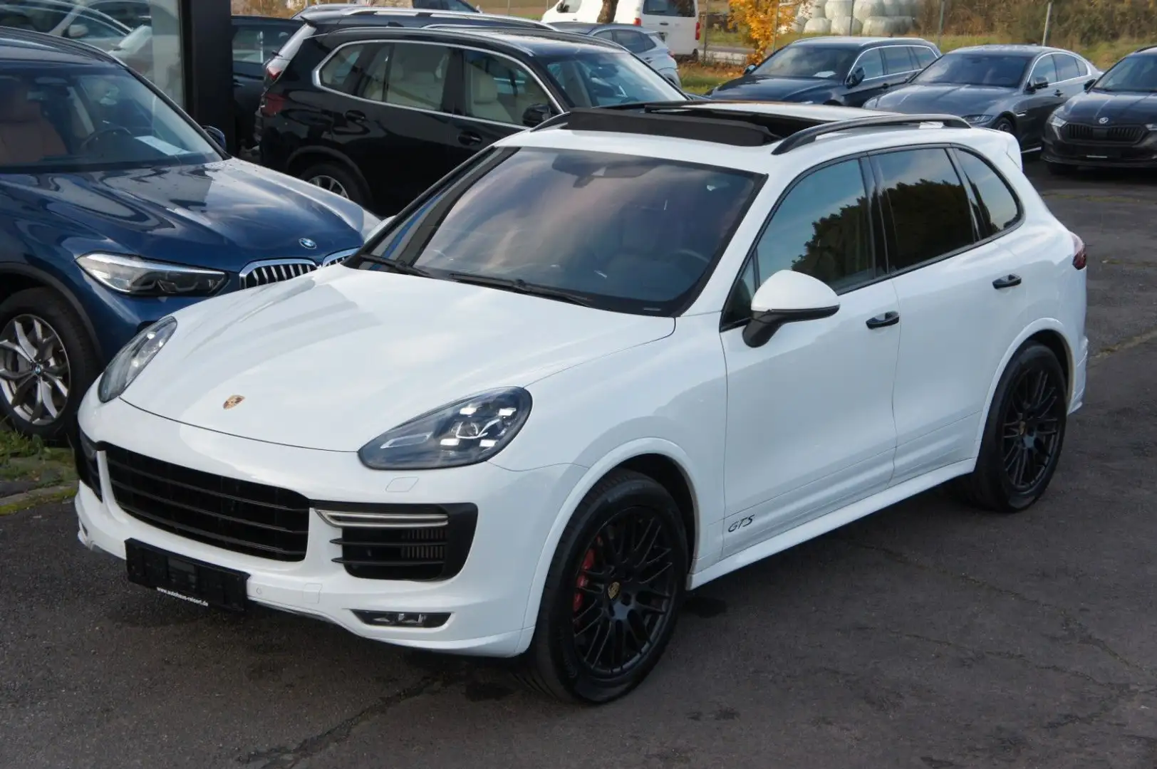 Porsche Cayenne GTS*LUFT*PDLS*CHRONO*BOSE*PANO*NP125t€ Wit - 1