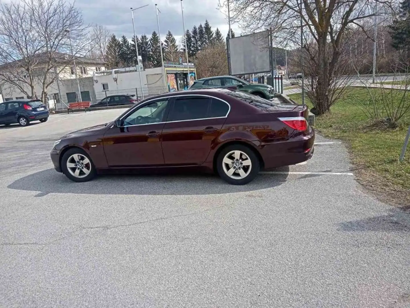 BMW 525 525d Roşu - 1