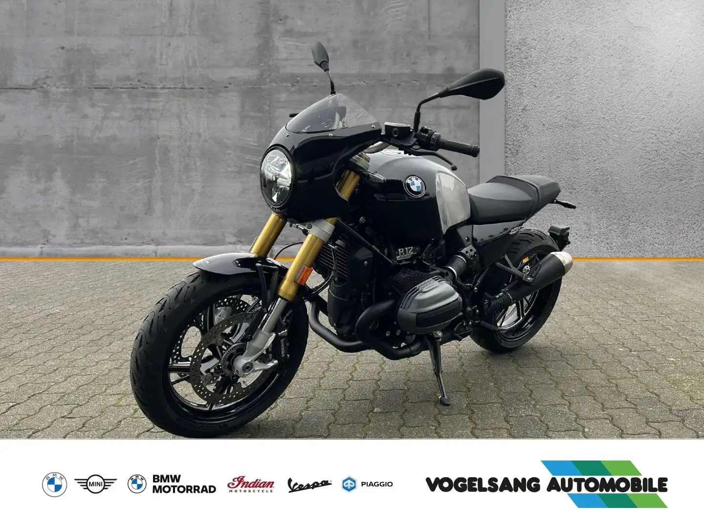 BMW R nineT 12 SONDERMODELL BLACK-LINE, Heckumbau, R crna - 1