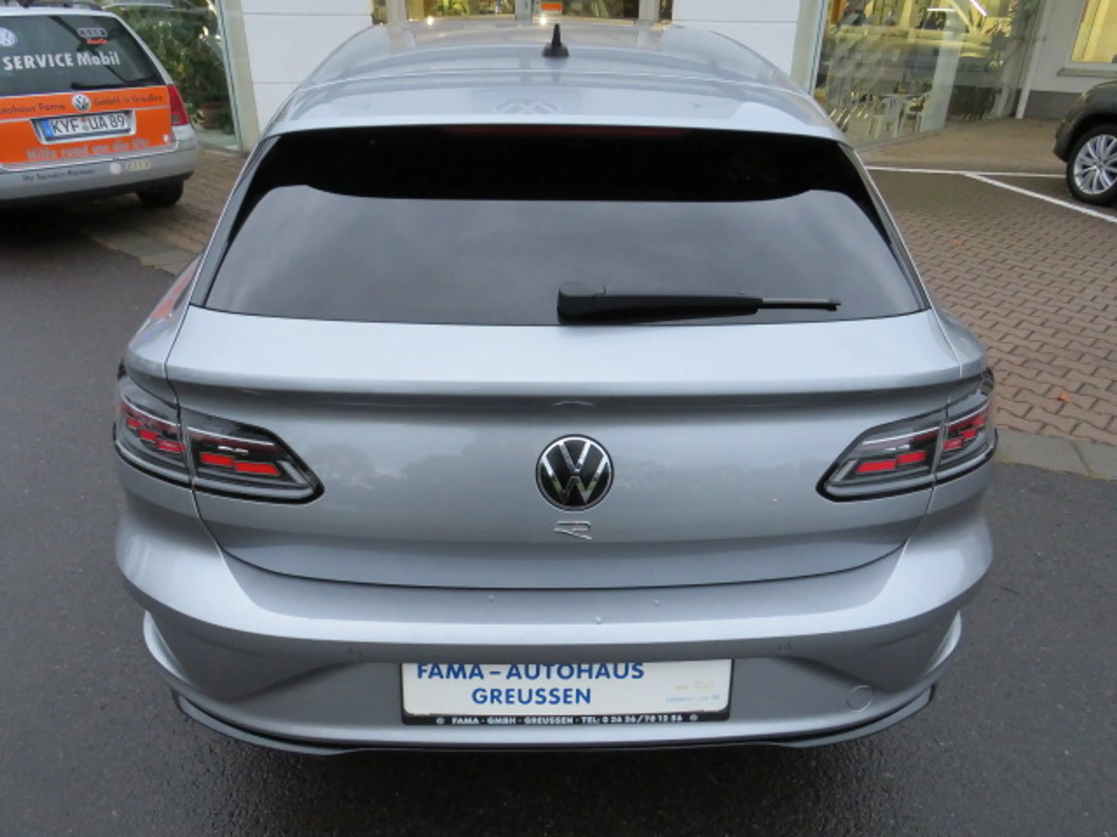 Volkswagen Arteon R 4Motion / IQ.Light / AHK — photo 14