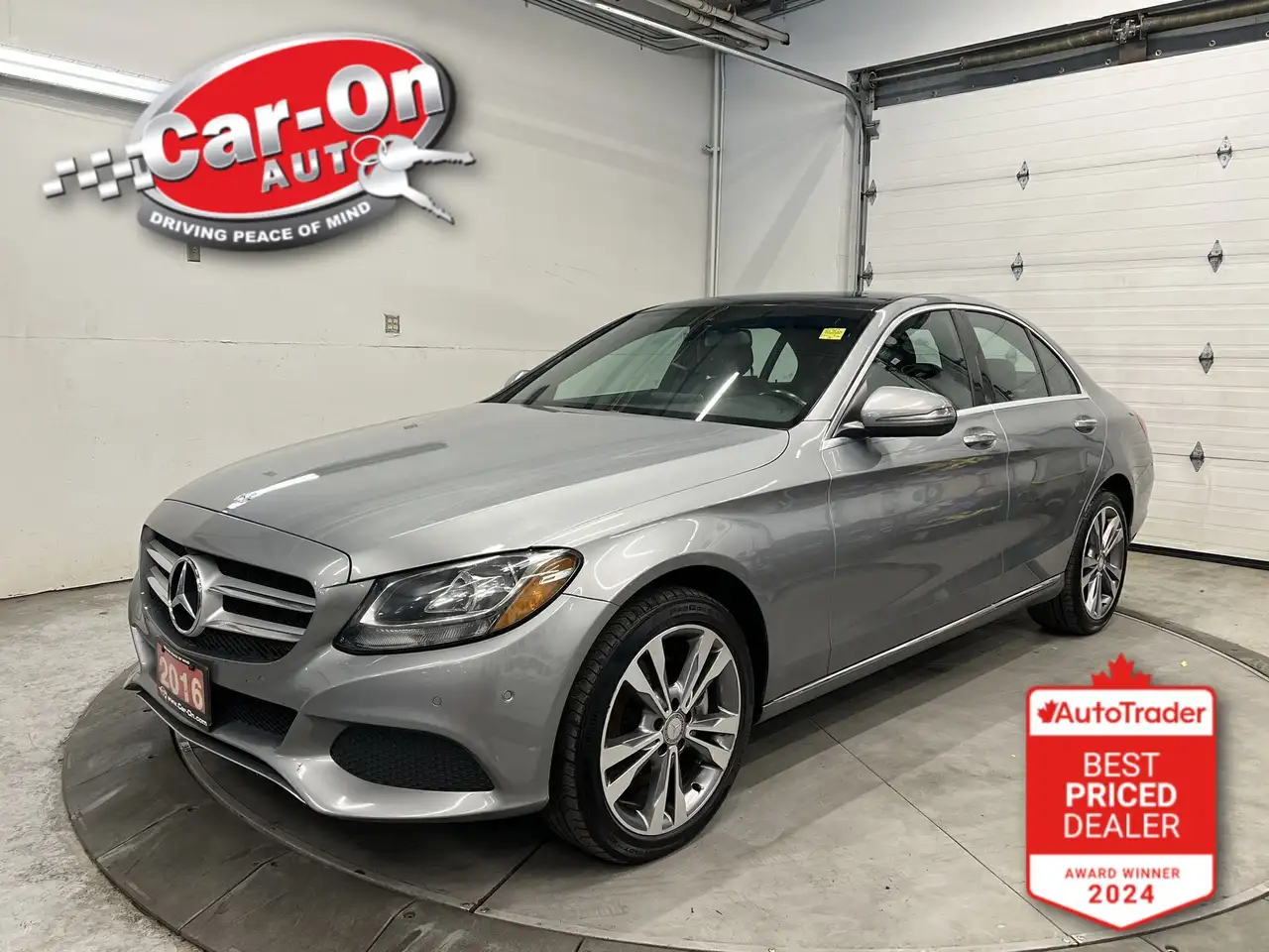 2016 Mercedes-Benz C-Class снимка 2016 Mercedes-Benz C-Class