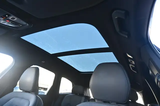 Volvo XC60 view 25