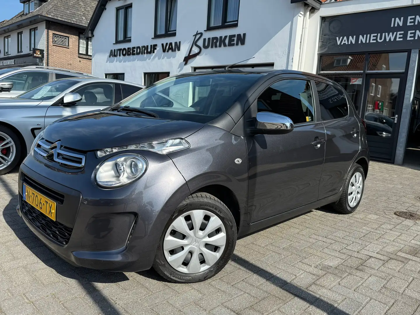 Citroen C1 1.0 VTi Feel, Navigatie,Apple Carplay/Android,Airc Grijs - 1