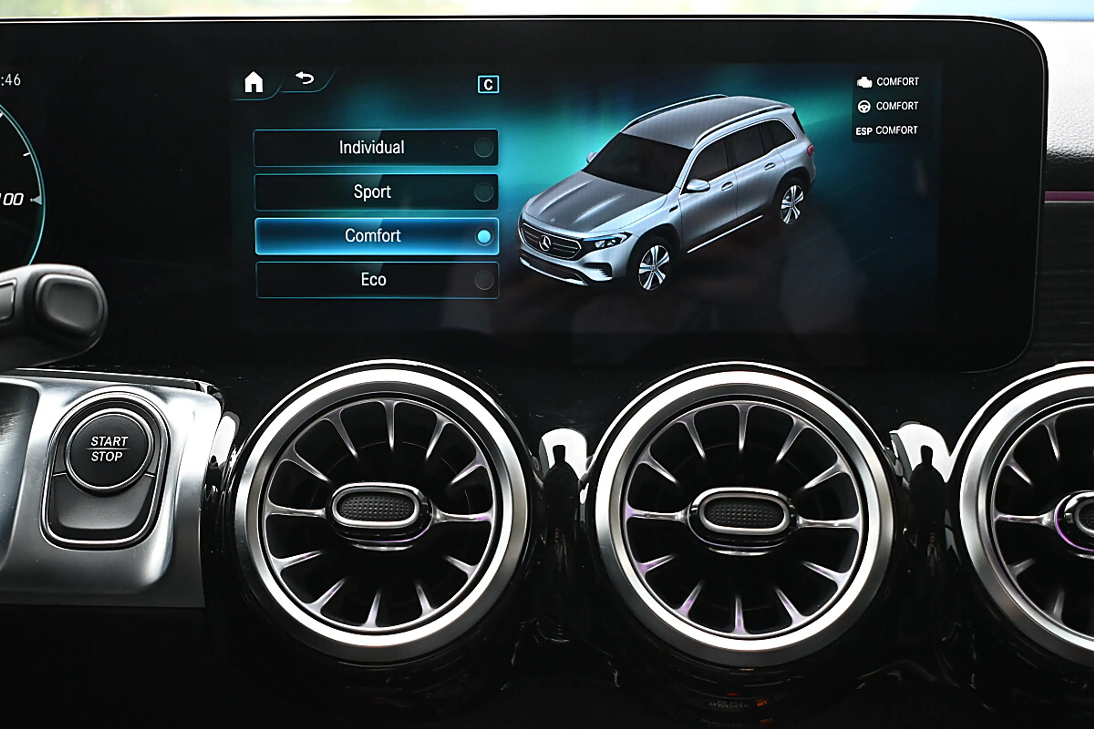 Mercedes-Benz EQB 350 4MATIC Aut. LED, Navi, Lenkradheizung, Totwinke... — photo 12