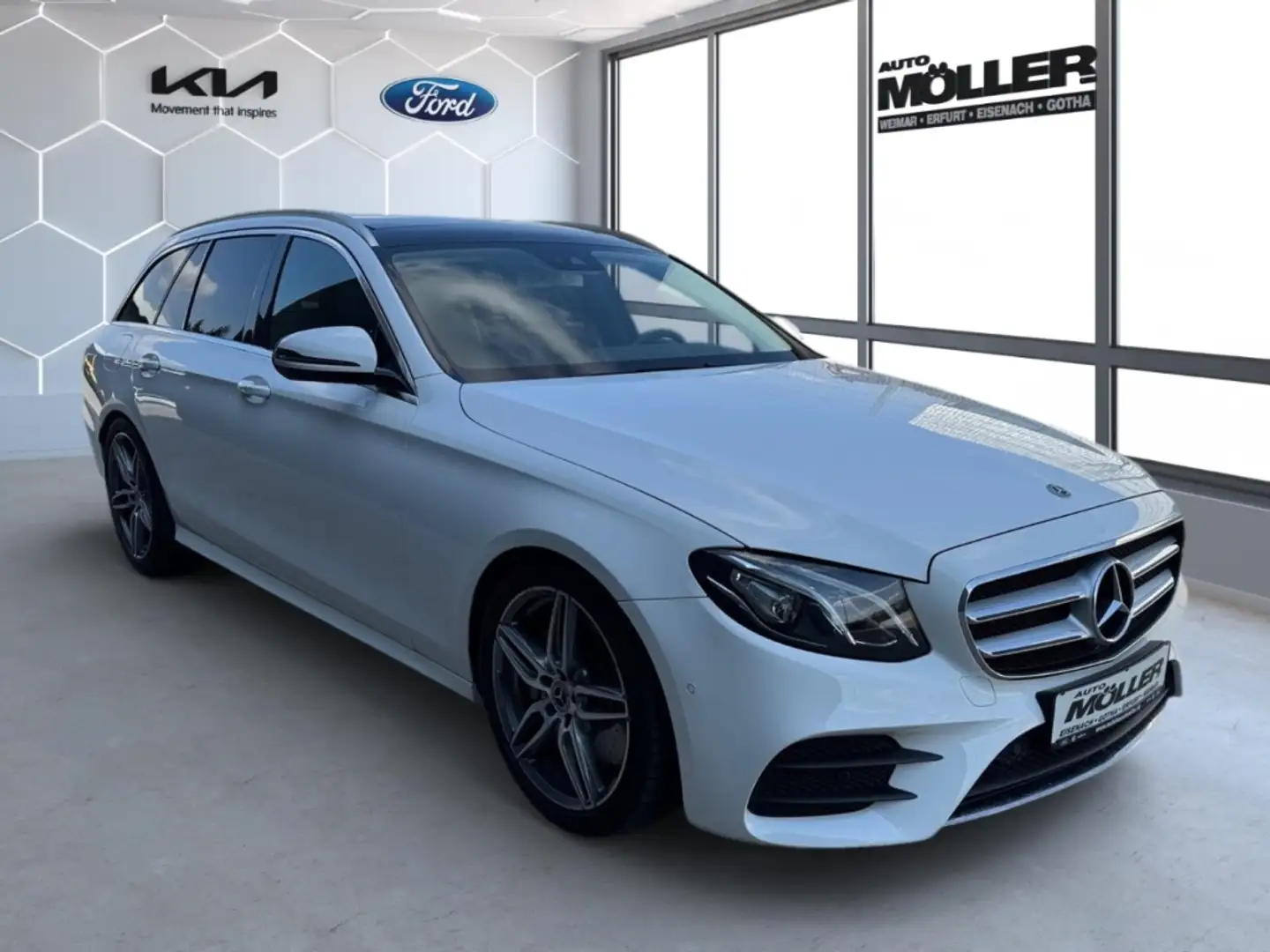 Mercedes-Benz E 400 d 4M T AMG Pano Standheiz Burmester AHK Airmatic L Bianco - 2