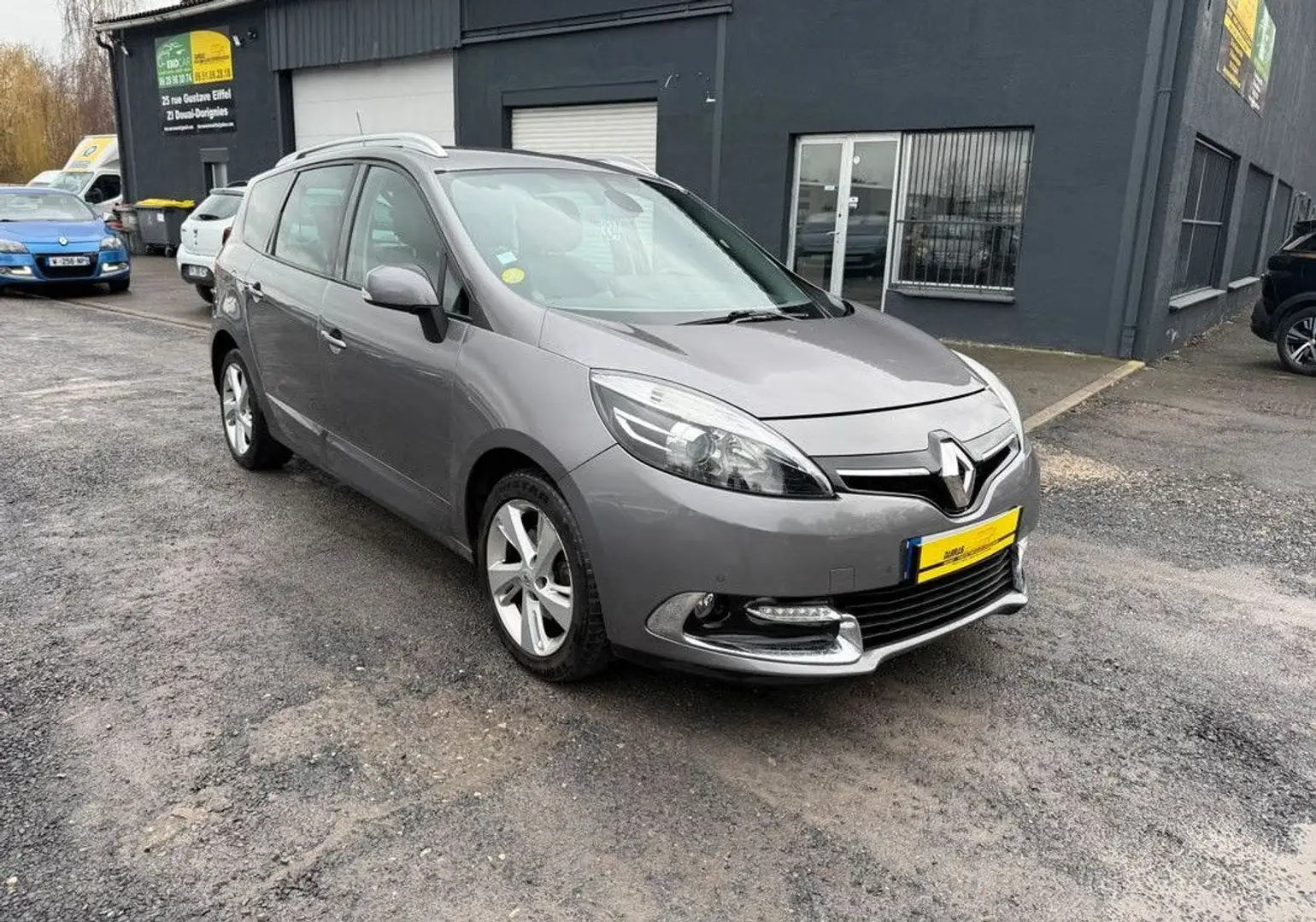 Renault Scenic 1l5 Dci 100 chx « Finition Lounge » Gris - 1