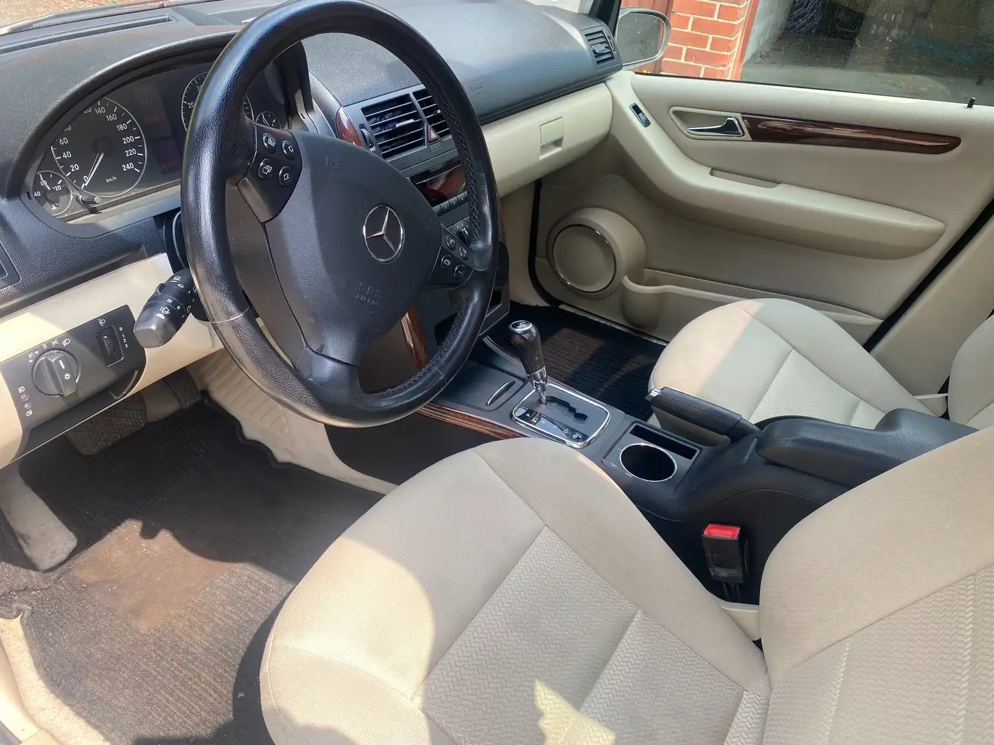 Mercedes-Benz A 200 A-Klasse  5-Türer Autotronic Elegance Vert - 2