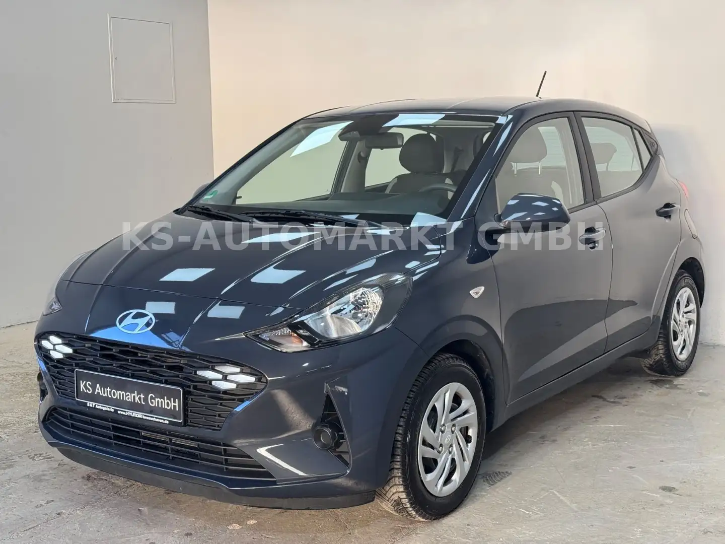 Hyundai i10 Select*Navigation*R-Kam*Klima*Tempomat* Grau - 1