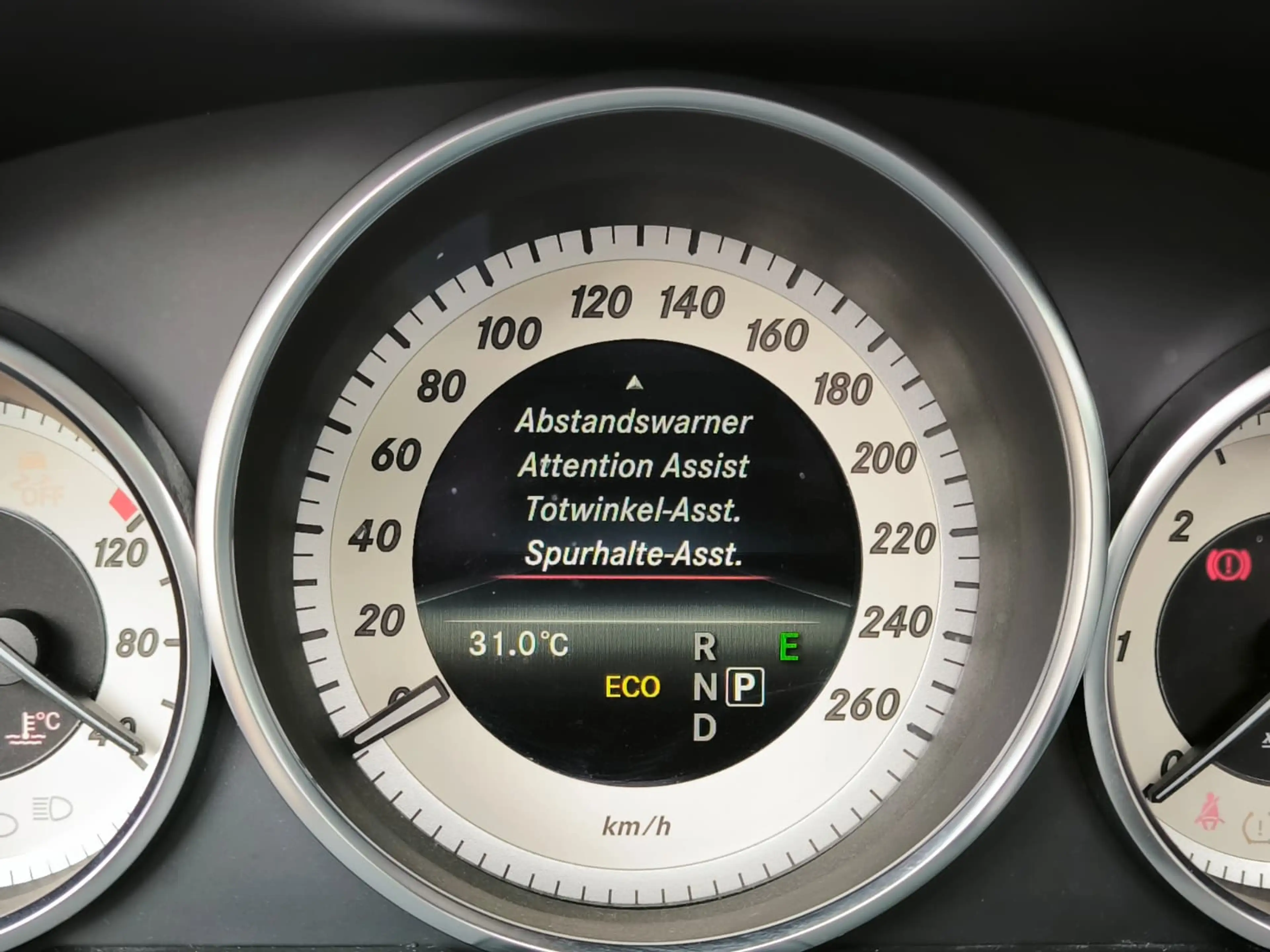 Mercedes-Benz E 350 T Bluetec 2Hd Pano Leder ILS Sportpaket — photo 11