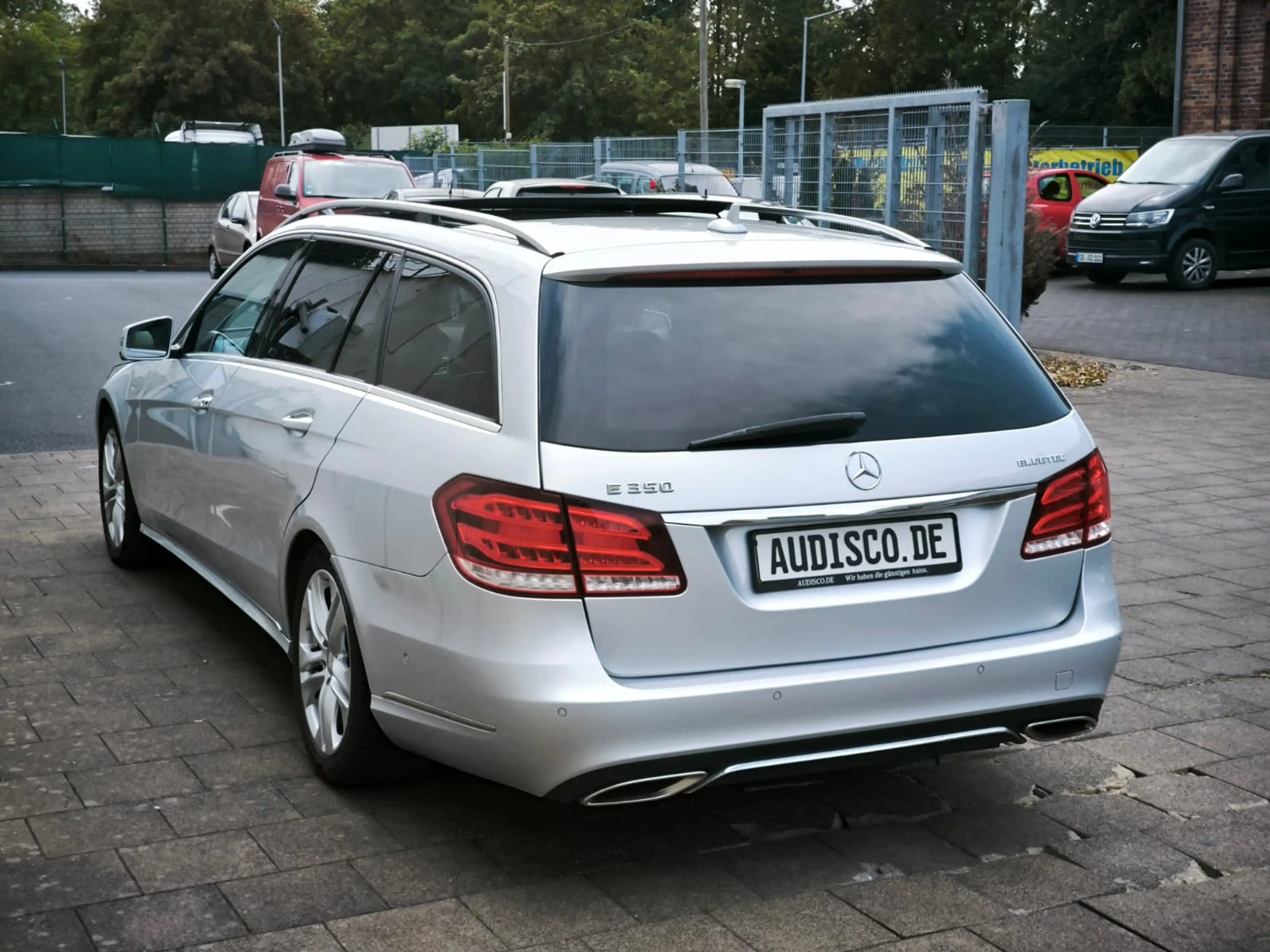 Mercedes-Benz E 350 T Bluetec 2Hd Pano Leder ILS Sportpaket — photo 14