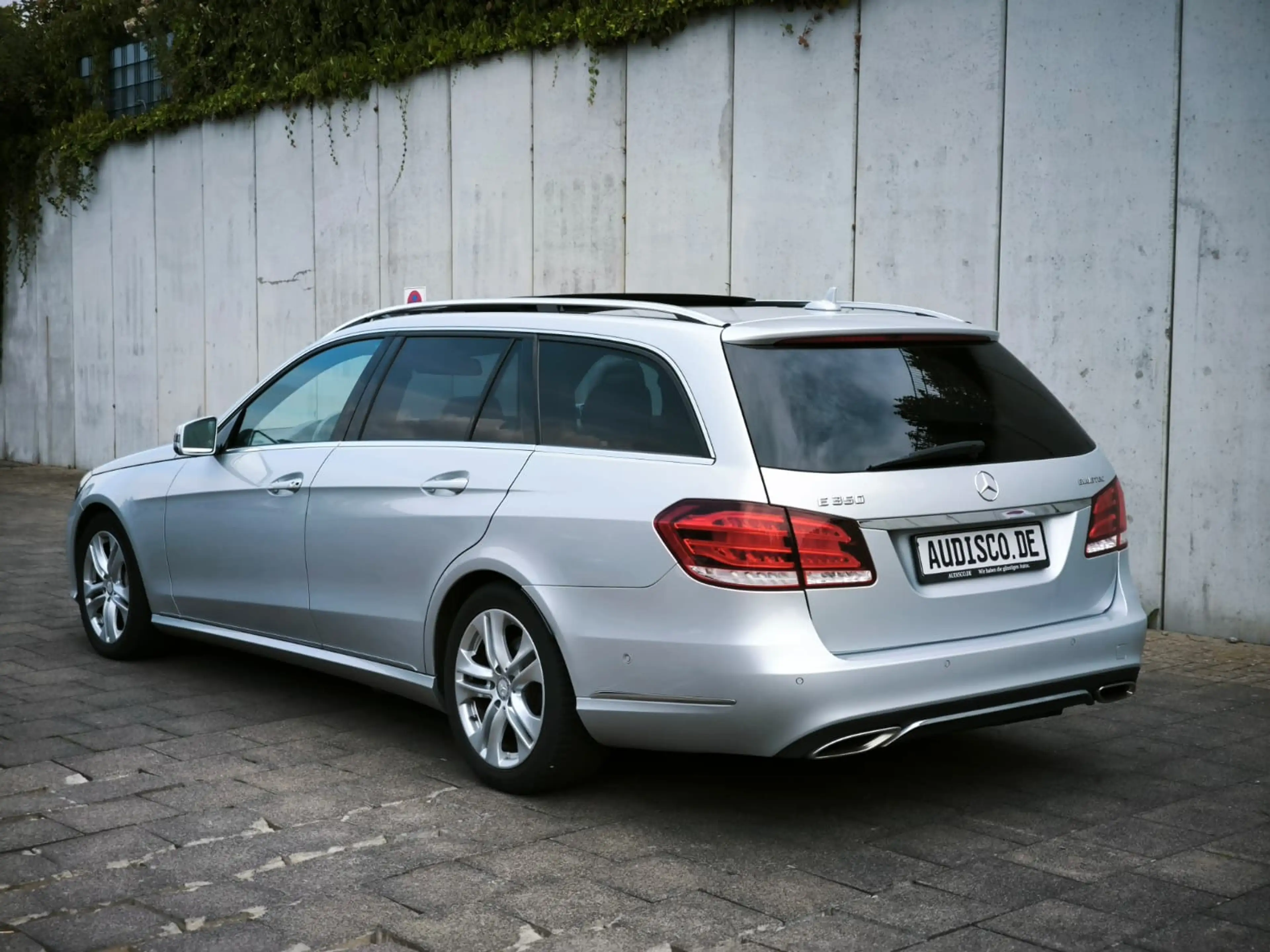 Mercedes-Benz E 350 T Bluetec 2Hd Pano Leder ILS Sportpaket — photo 5