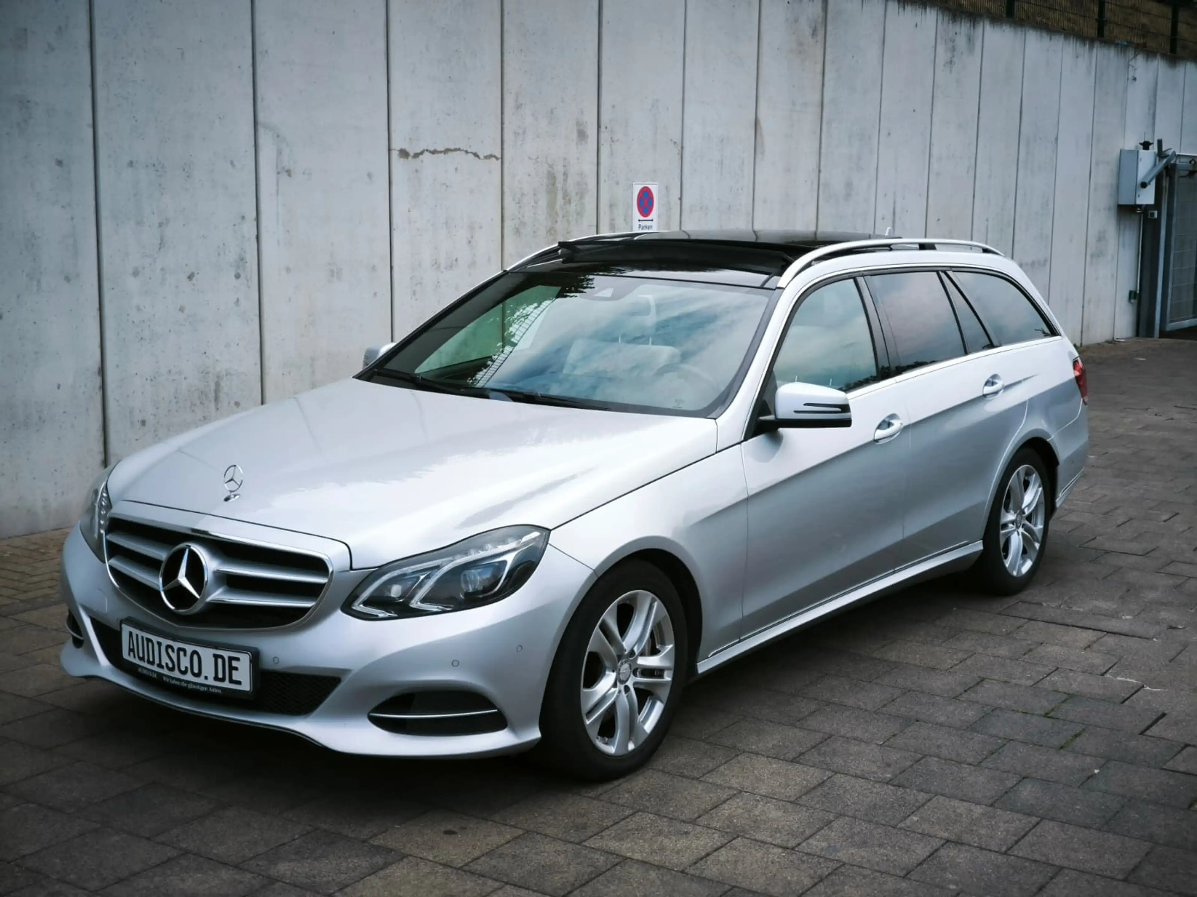 Mercedes-Benz E 350 T Bluetec 2Hd Pano Leder ILS Sportpaket — photo 6