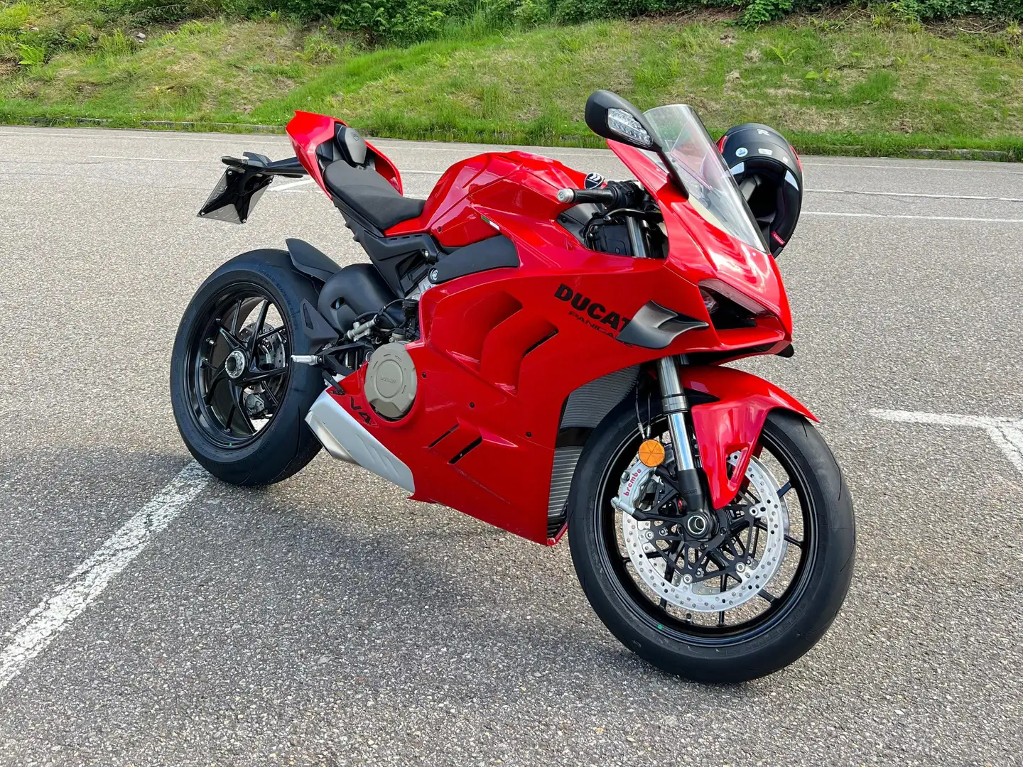 Ducati Panigale V4 Rot - 1