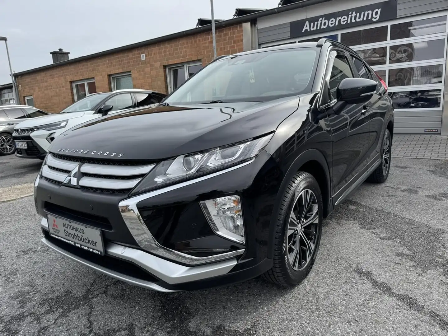 Mitsubishi Eclipse Cross 1.5 T-MIVEC Diamant Edition Allwetter Carplay Schwarz - 2