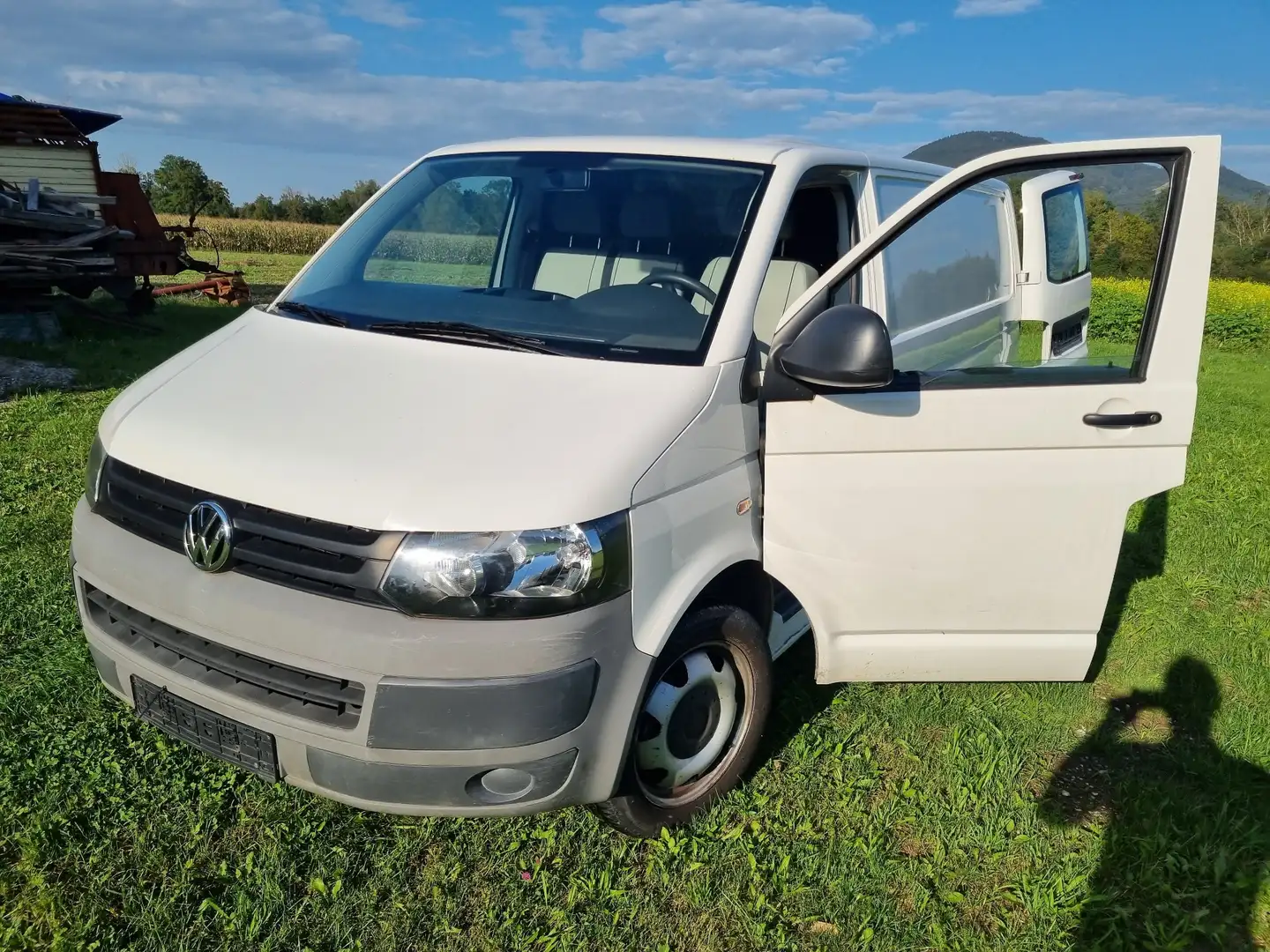 Volkswagen T5 Transporter 4MOTION BMT Edition - 2