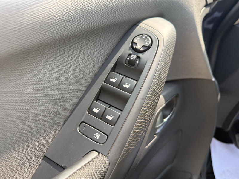 Citroen C4 Picasso Selection 1.6 Blue-HDI — photo 8