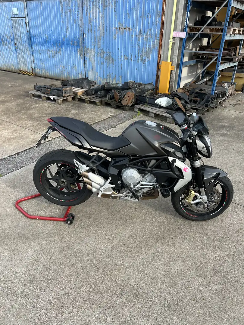 MV Agusta Brutale 675 - 2