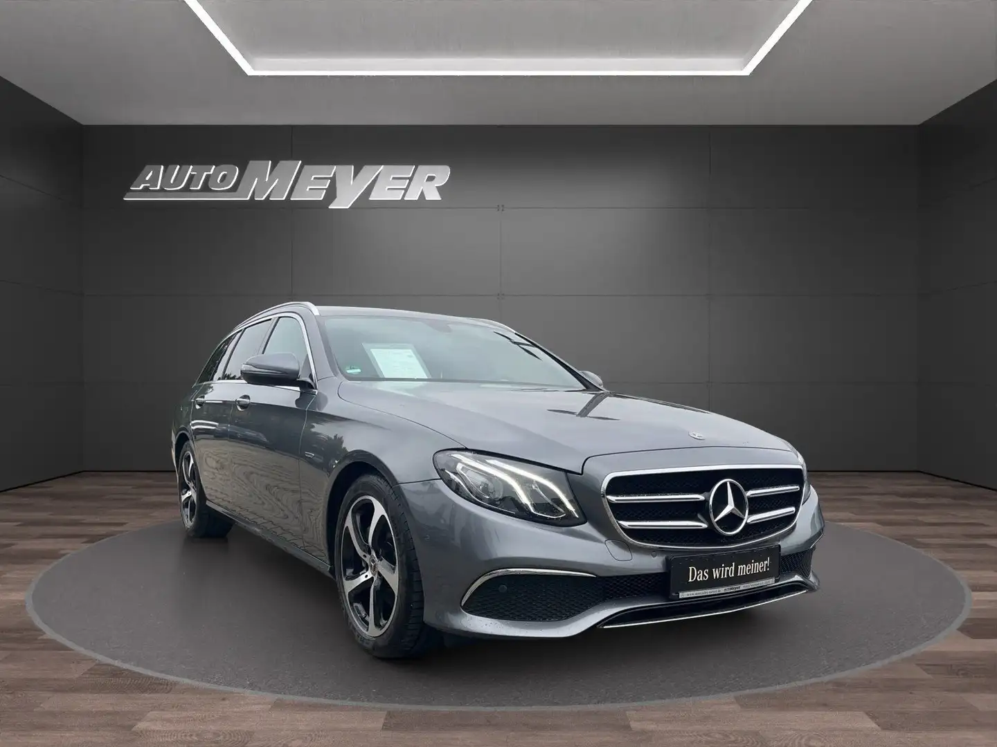 Mercedes-Benz E 300 d T SPORTSTYLE EDITION+AMG+AHK+AMBI+TOTW++ Grau - 2