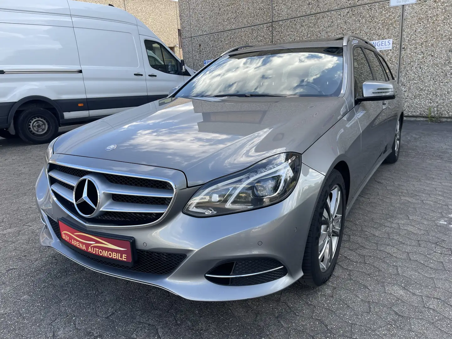 Mercedes-Benz E 250 CDI T 4Matic Avantgarde Voll 2.H 7G-TRONIC Top Grijs - 2