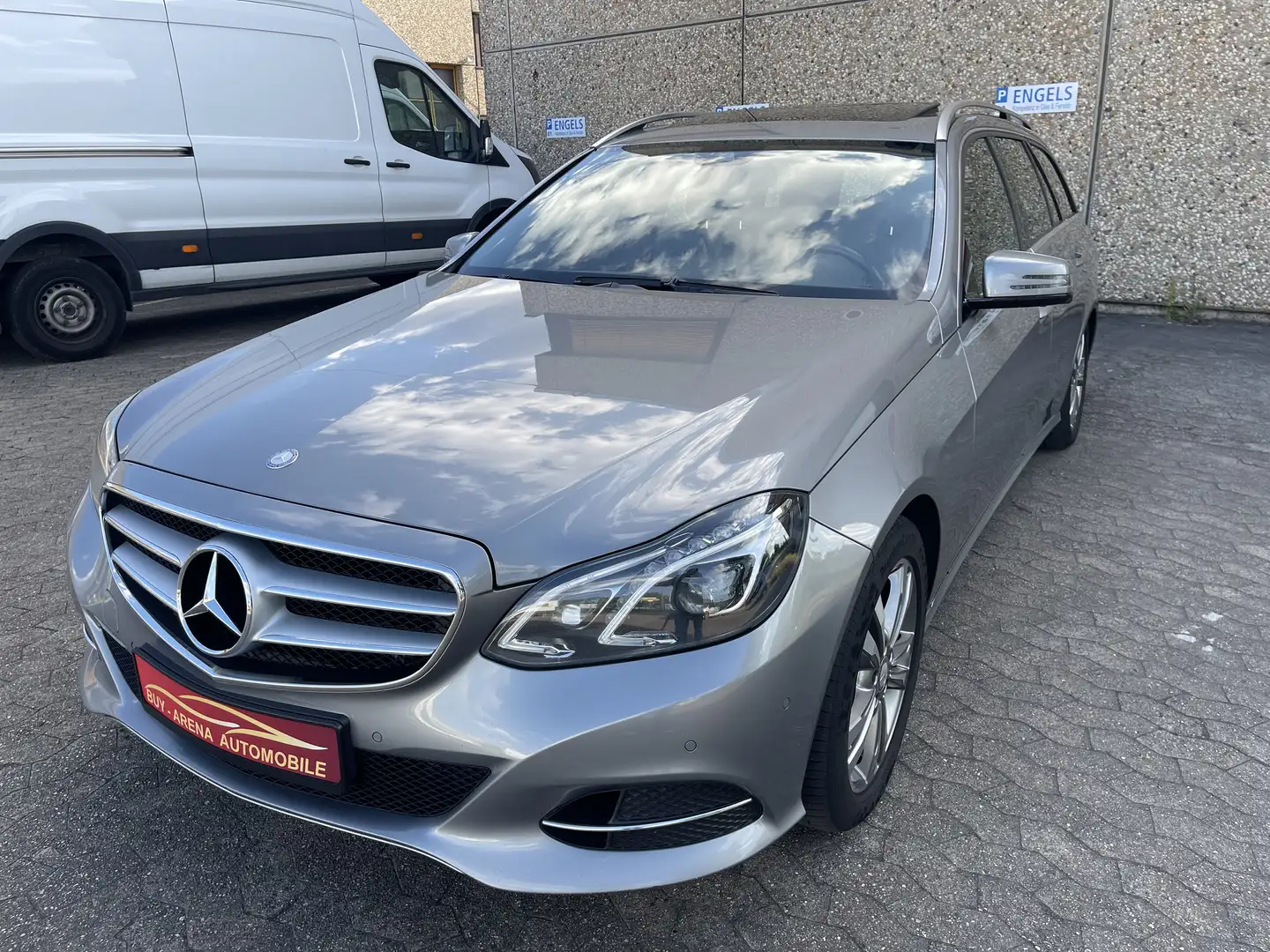 Mercedes-Benz E 250 CDI T 4Matic Avantgarde Voll 2.H 7G-TRONIC Top Grijs - 1