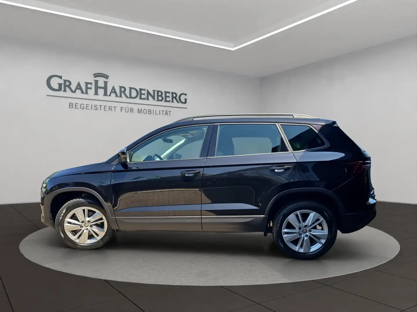 Skoda Karoq Selection 1.5 TSI DSG Navi LEDTravelAssist Schwarz - 2